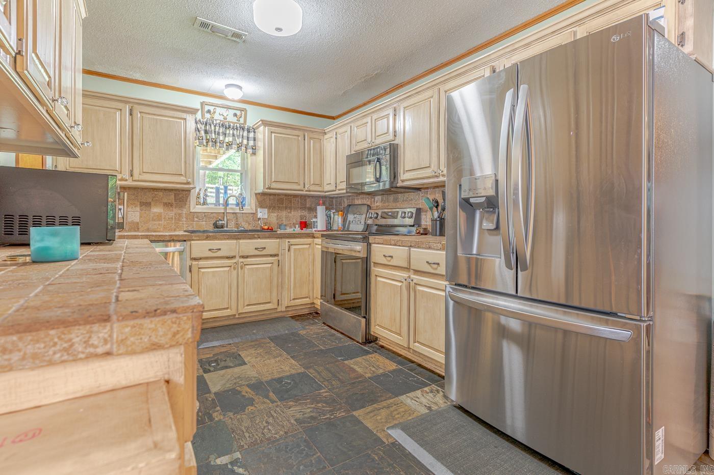 252 County Road 700 Property Photo 13