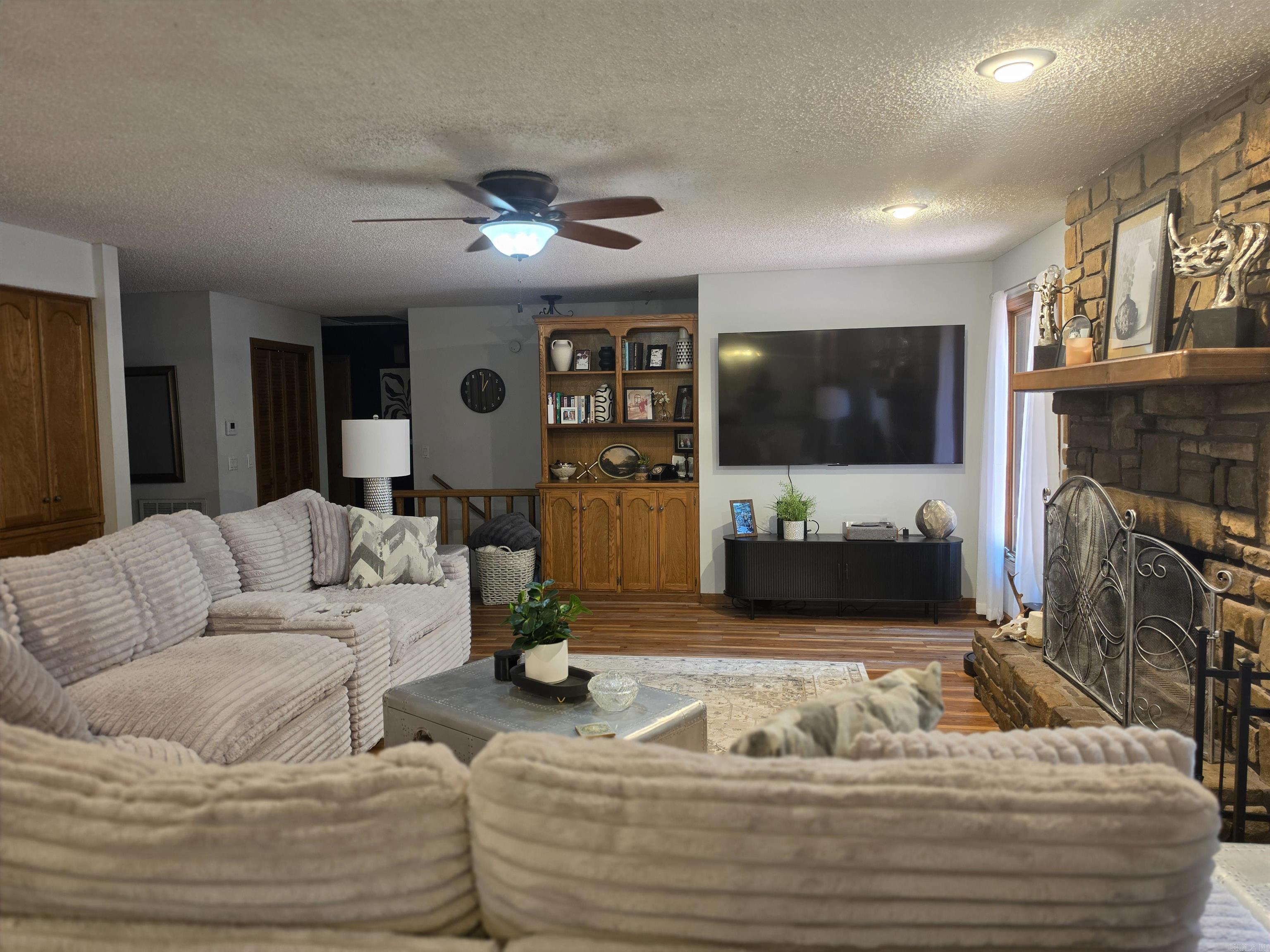 39 La Granja Circle Property Photo 4