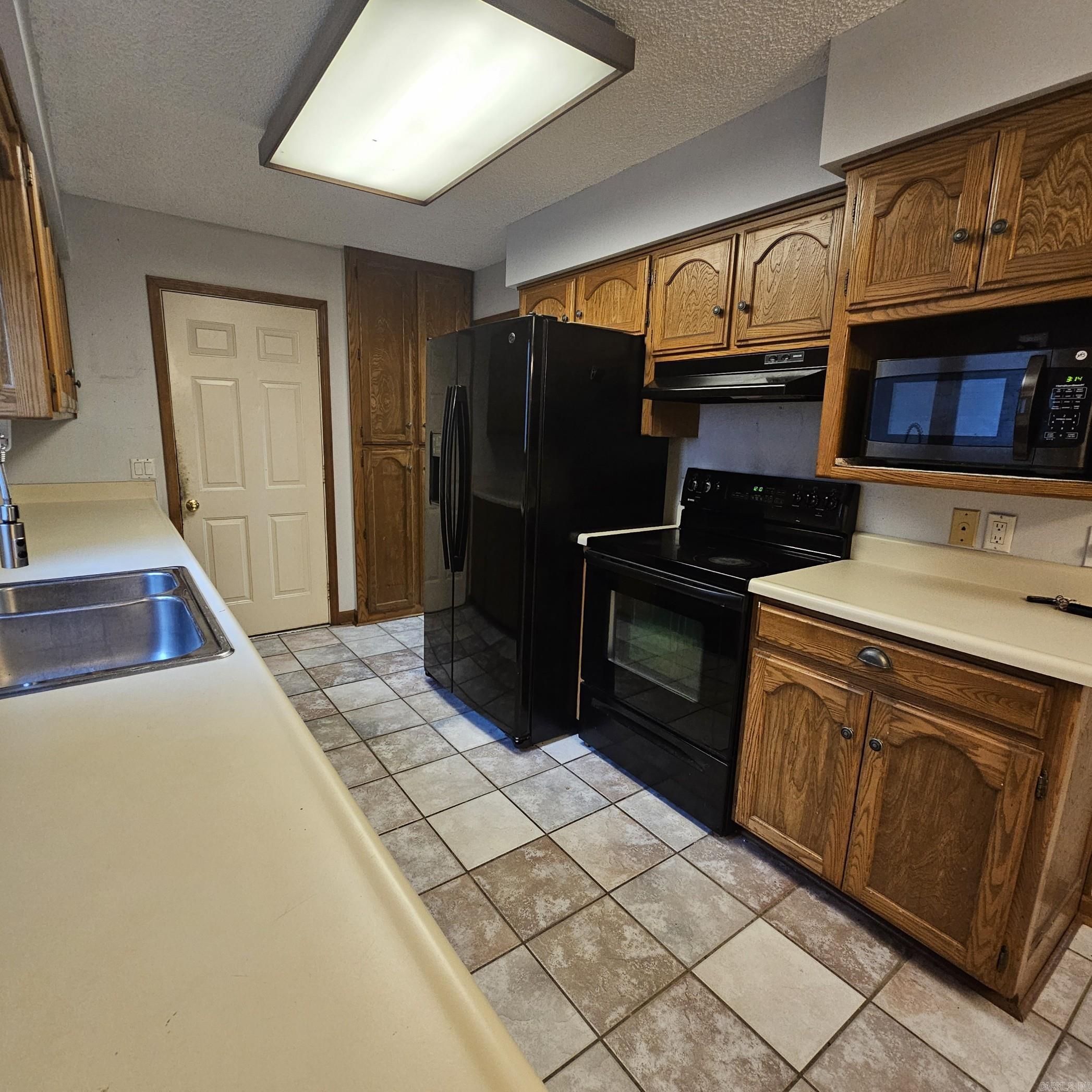 39 La Granja Circle Property Photo 8