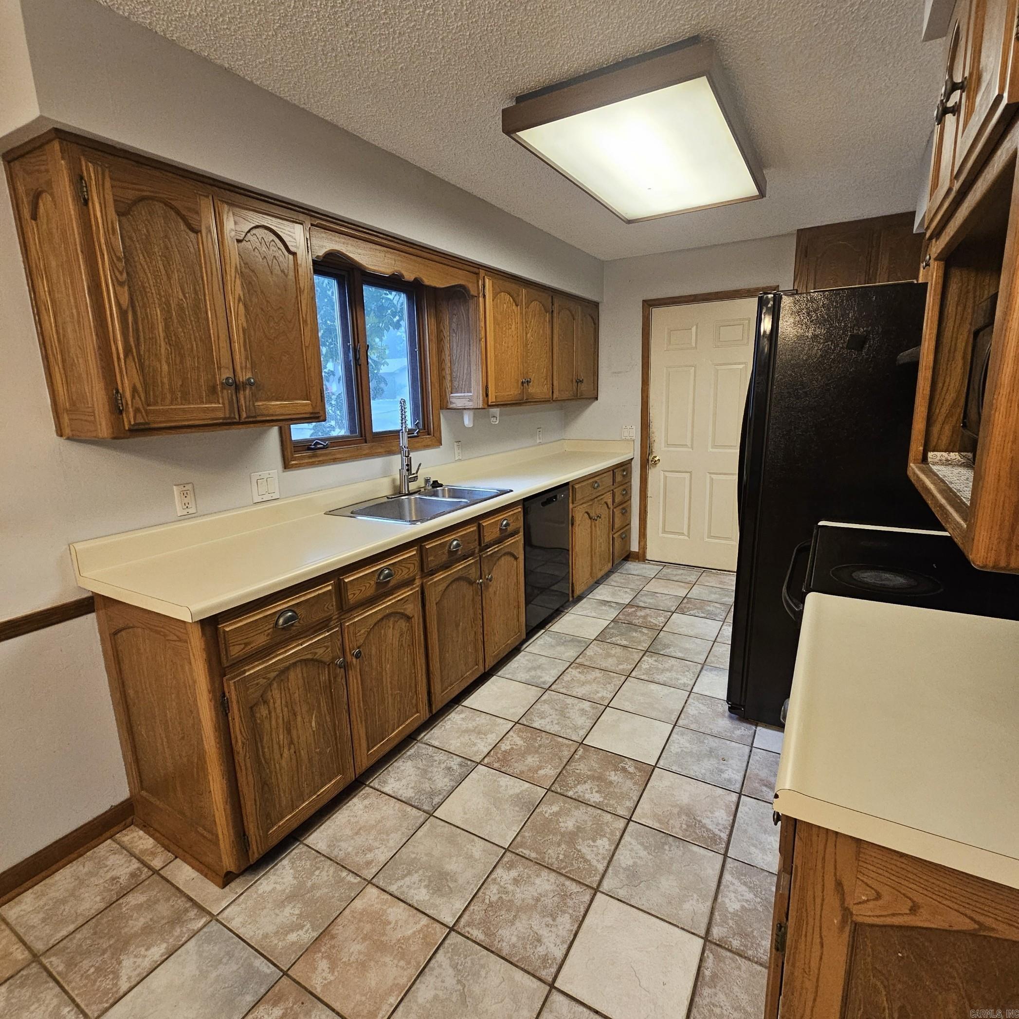 39 La Granja Circle Property Photo 9