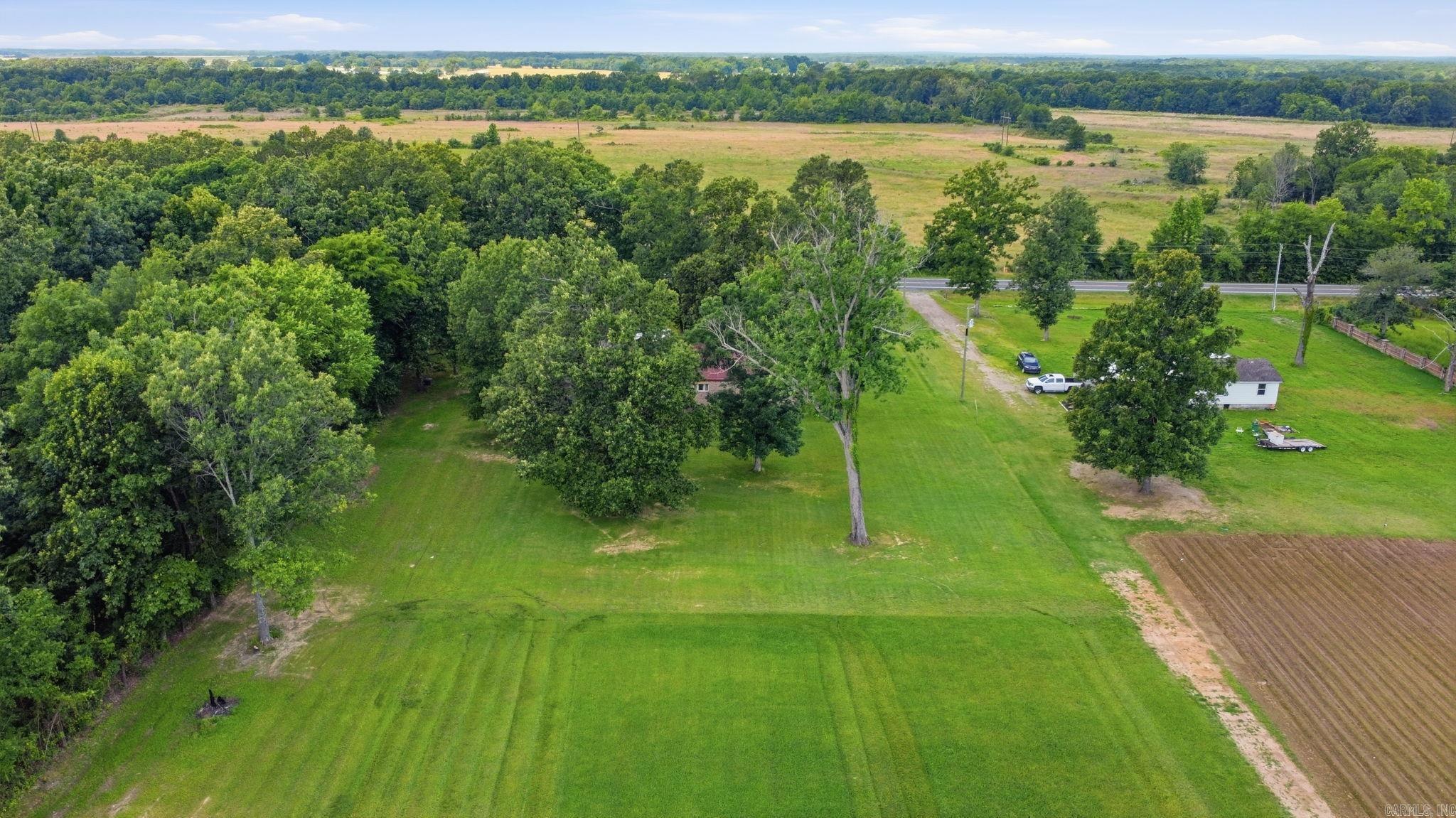 955 & 975 Highway 15 N Property Photo 45