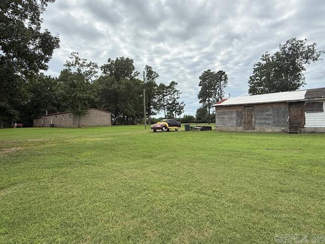 955 & 975 Highway 15 N Property Photo 49