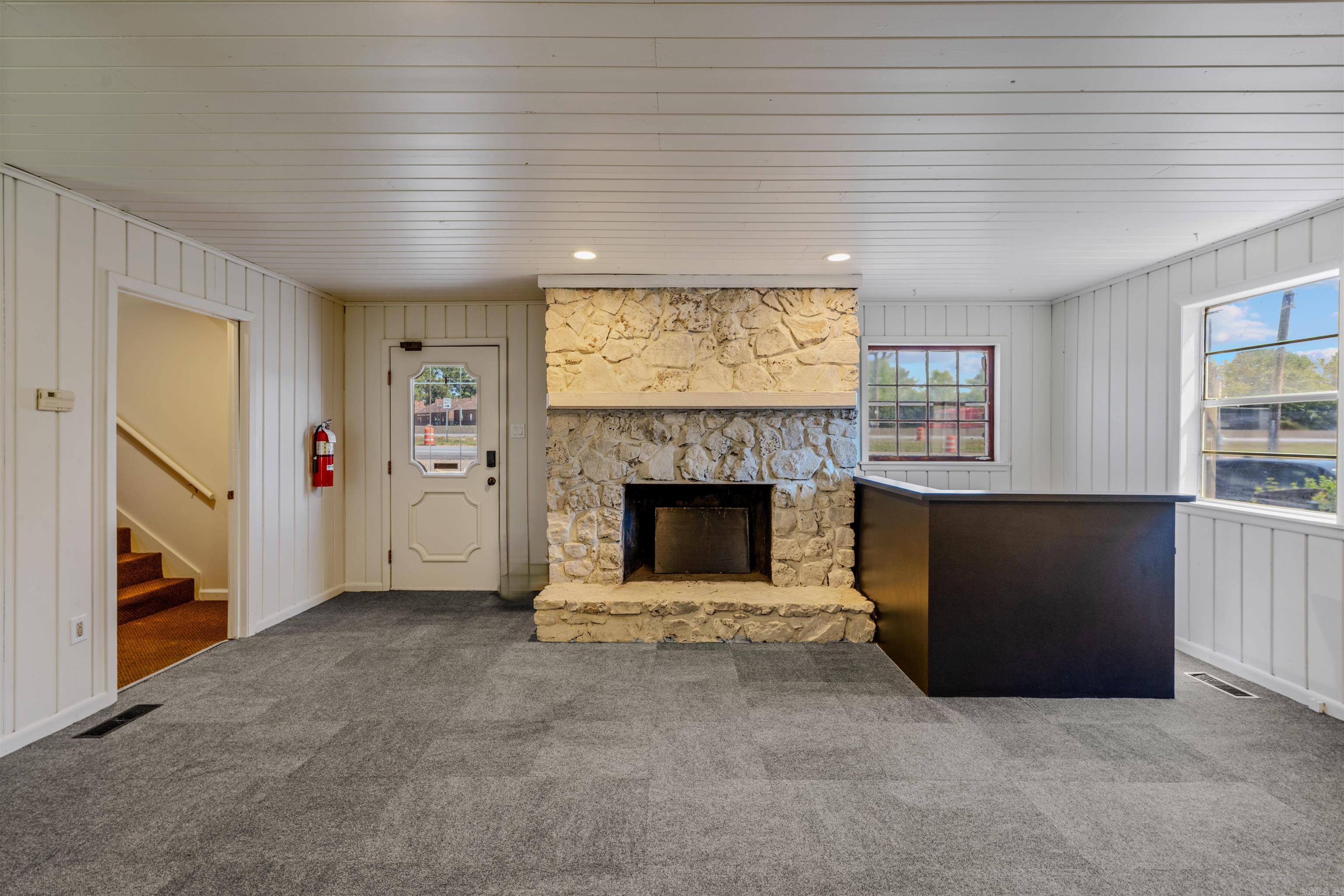 17940 I-30 Property Photo 15
