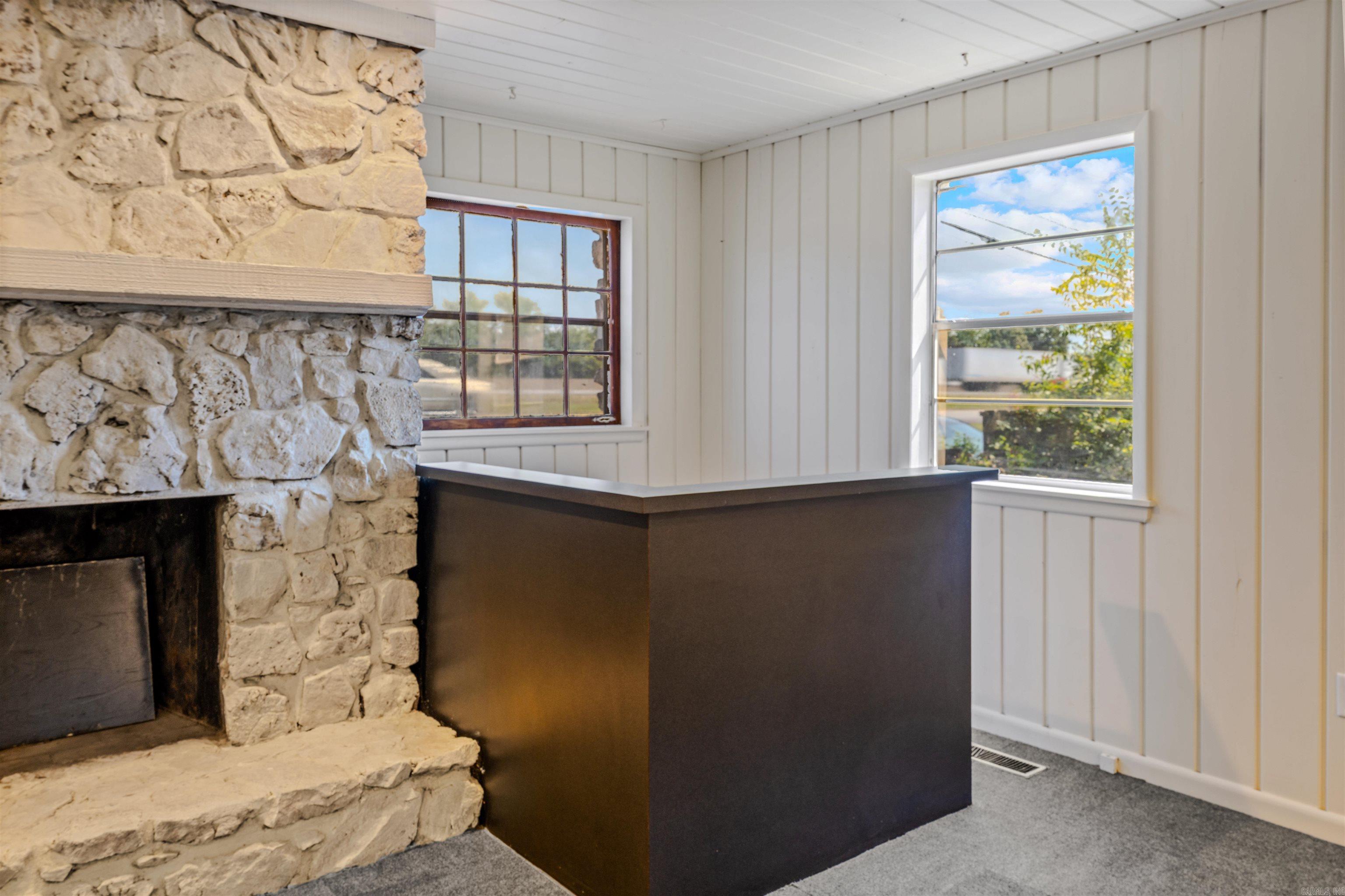 17940 I-30 Property Photo 16