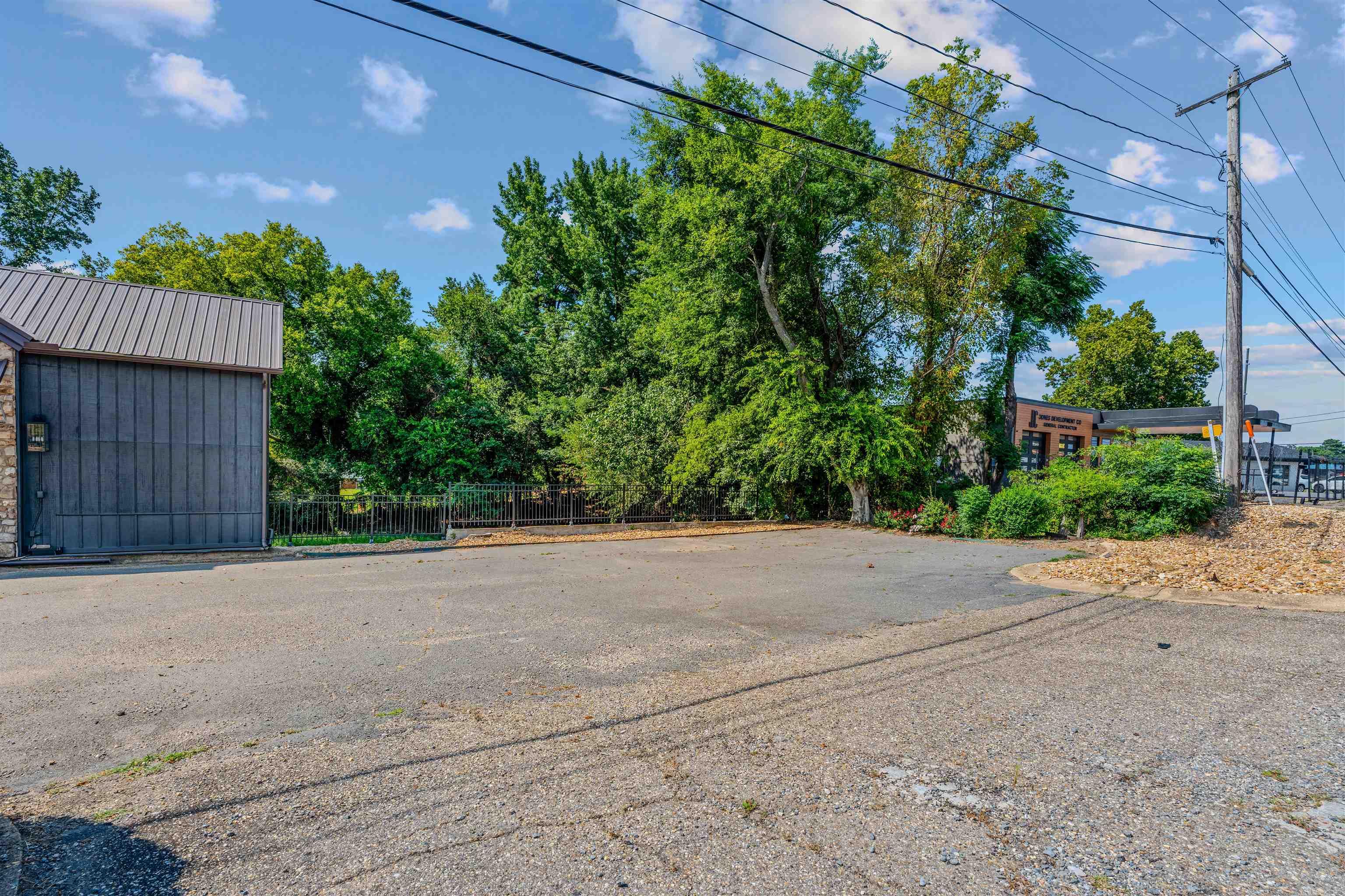 17940 I-30 Property Photo 50