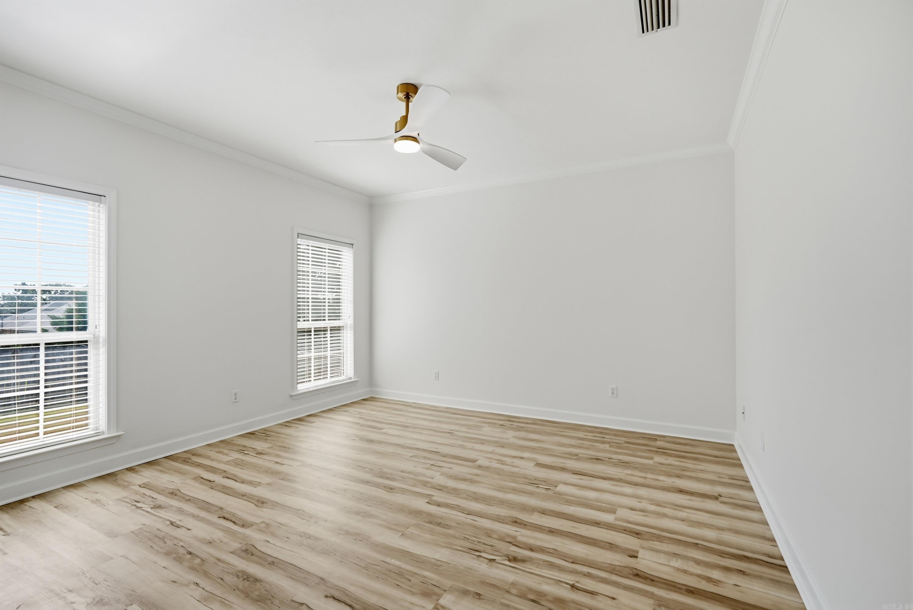 1724 Oakbrook Drive Property Photo 26