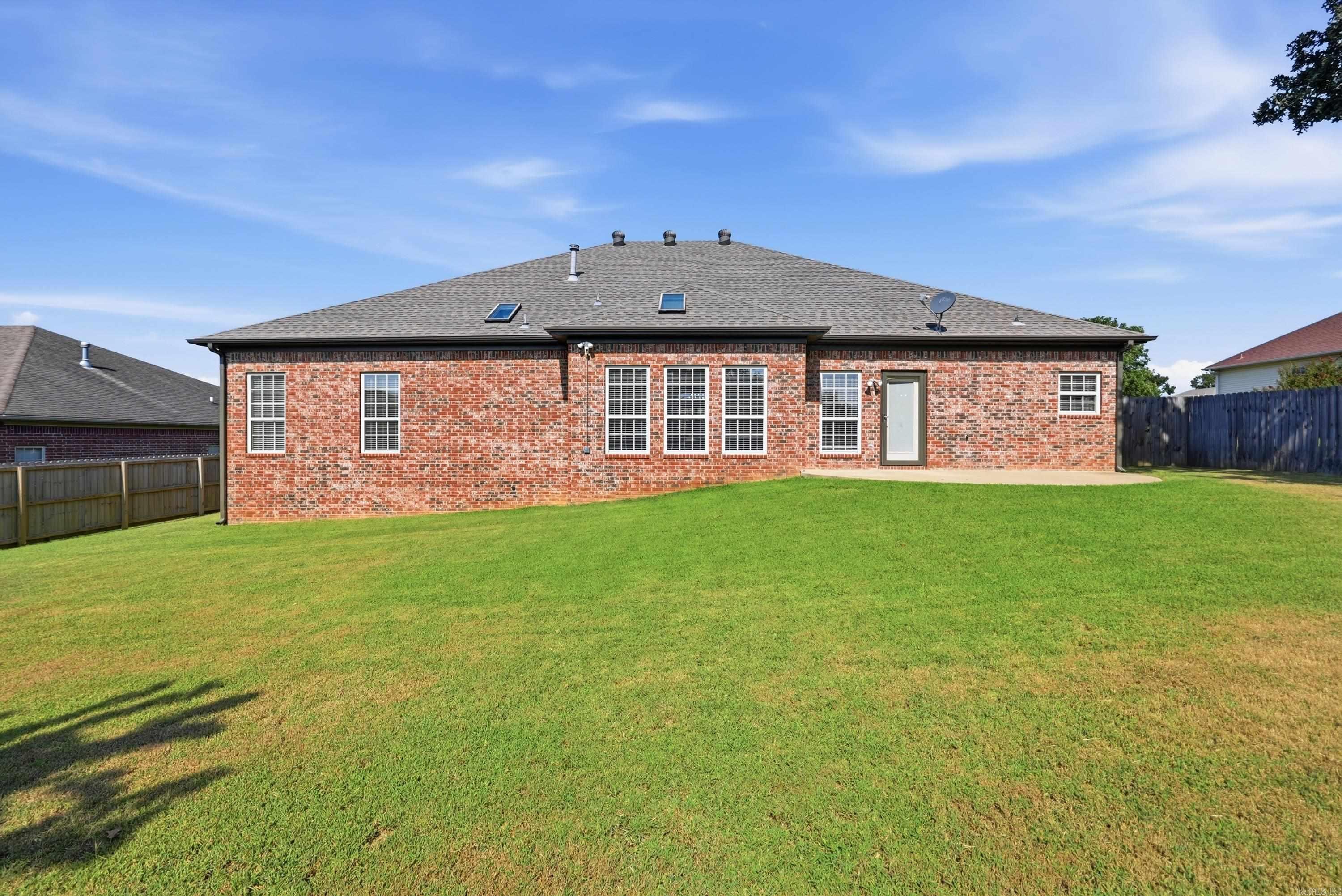 1724 Oakbrook Drive Property Photo 30