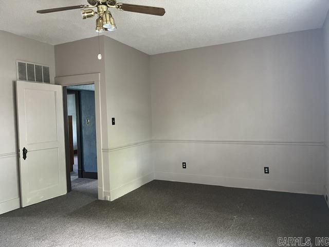 229 Woodbine Property Photo 19
