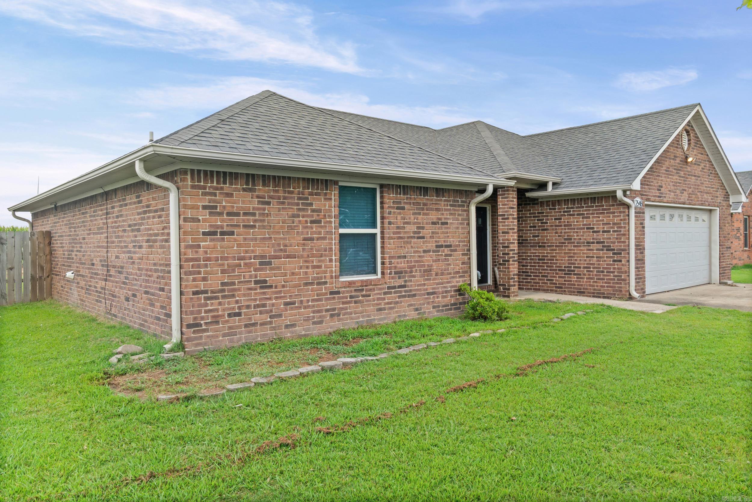 2546 Highway 284 Property Photo 3