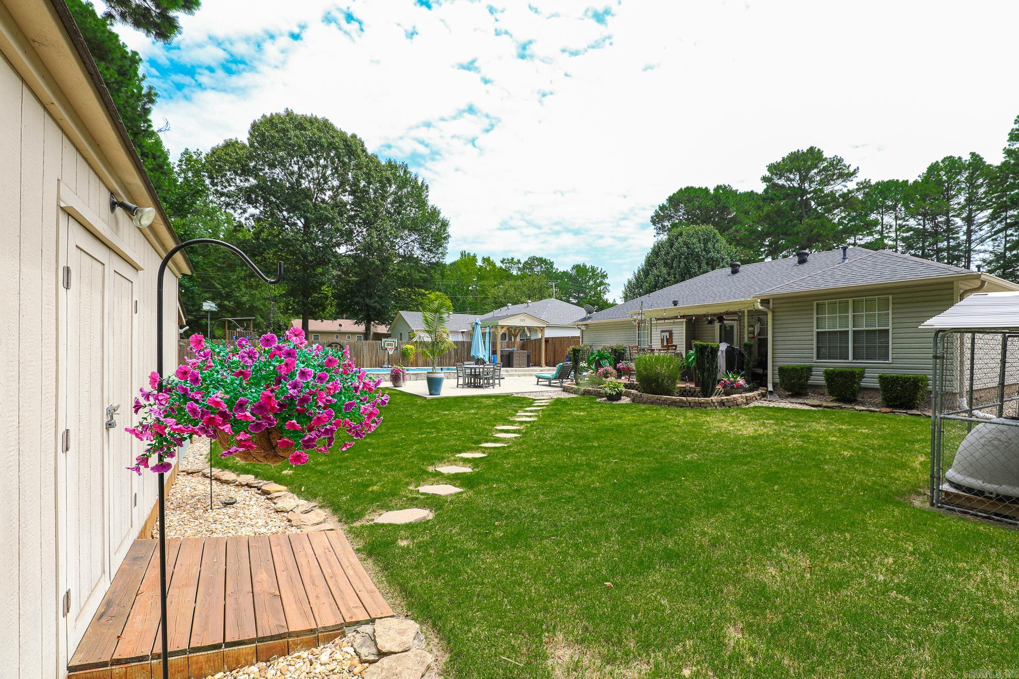 704 Sheffield Drive Property Photo 45