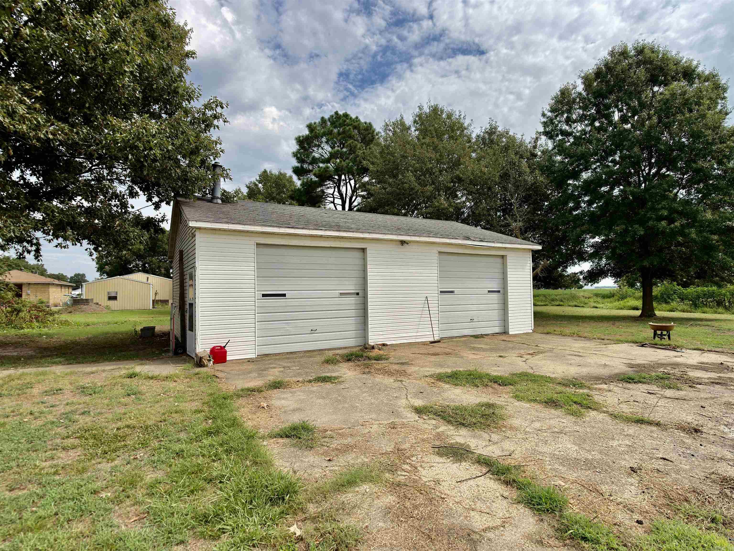 5185 Greene 203 Rd Property Photo 10