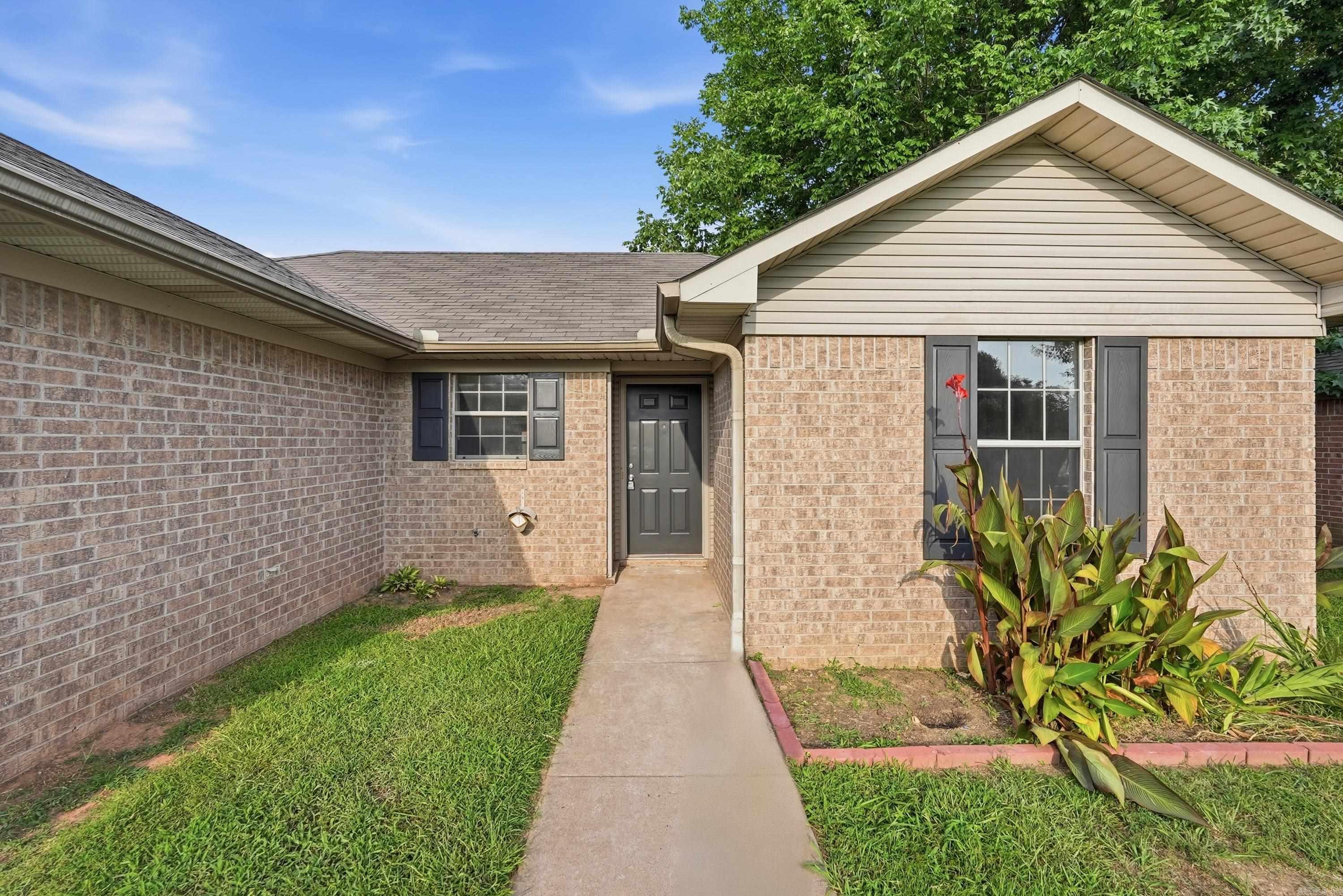 640 Cherub Drive Property Photo 3