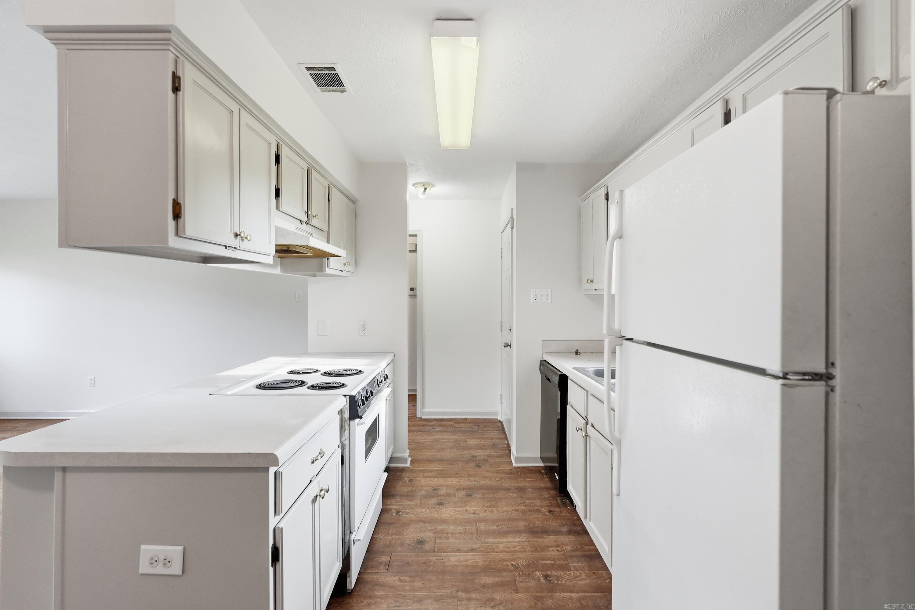 640 Cherub Drive Property Photo 15