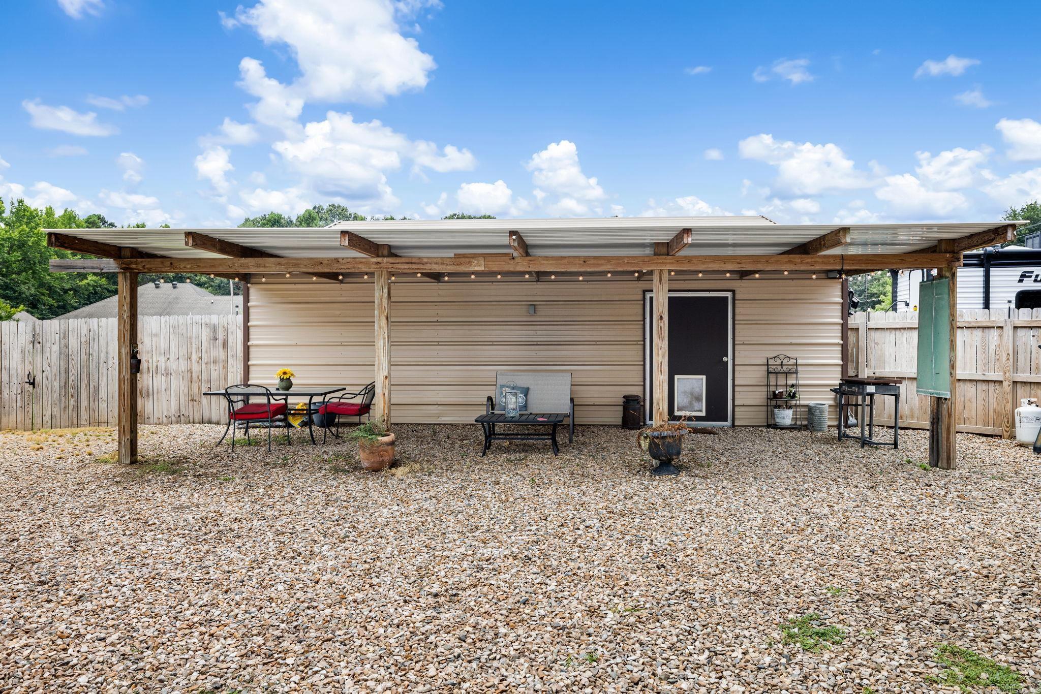 455 Oglesby Road Property Photo 32