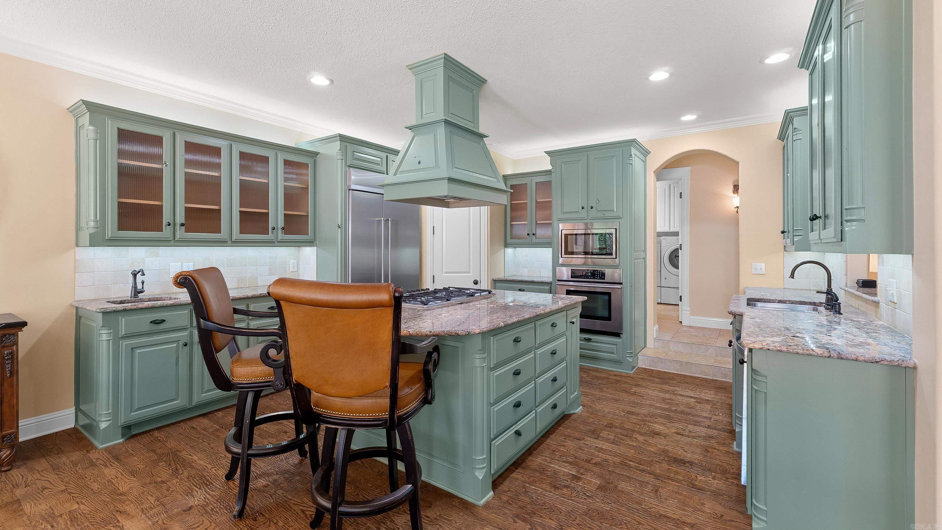 9152 Safari Bluff Property Photo 6