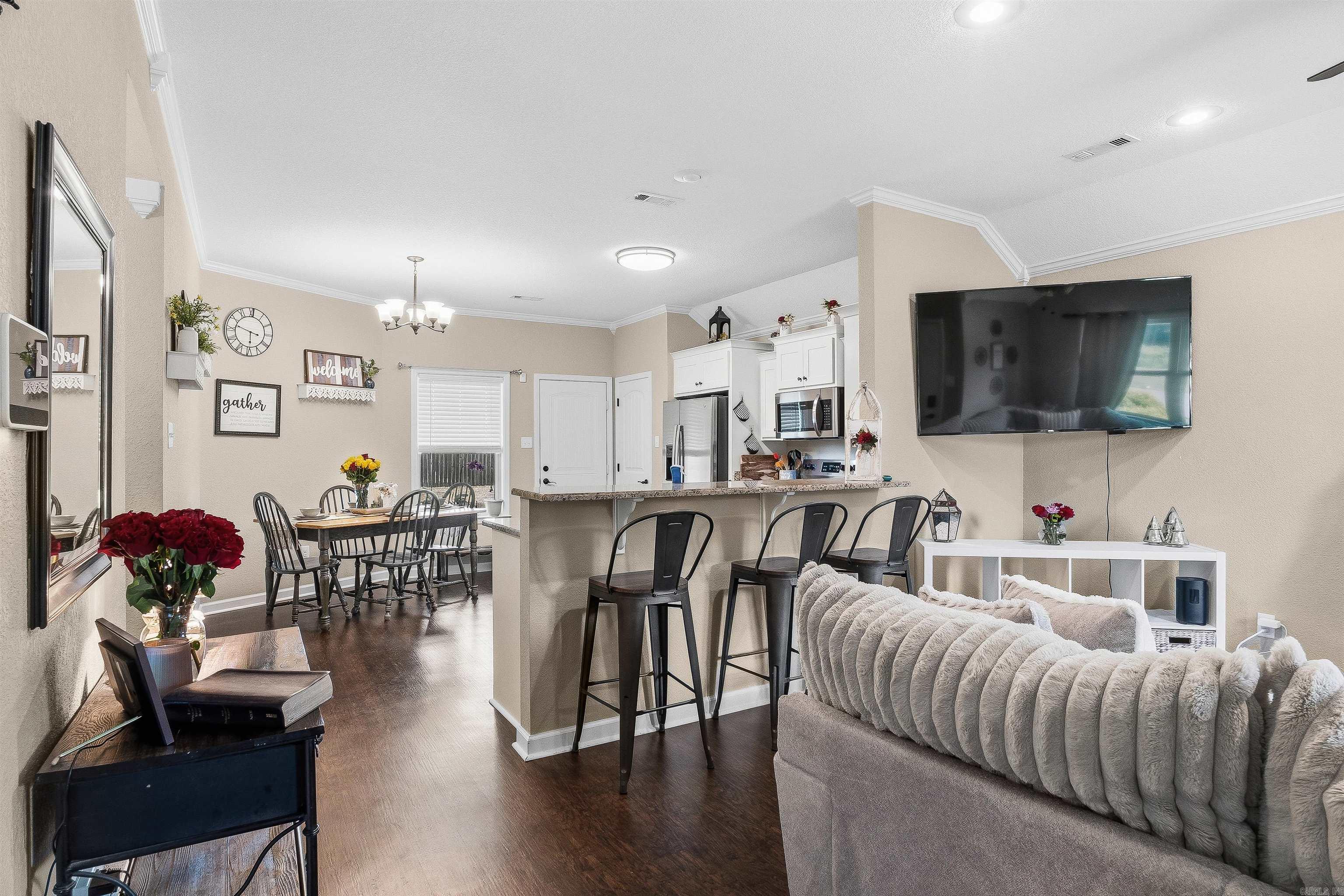 146 Meadow Drive Property Photo 3