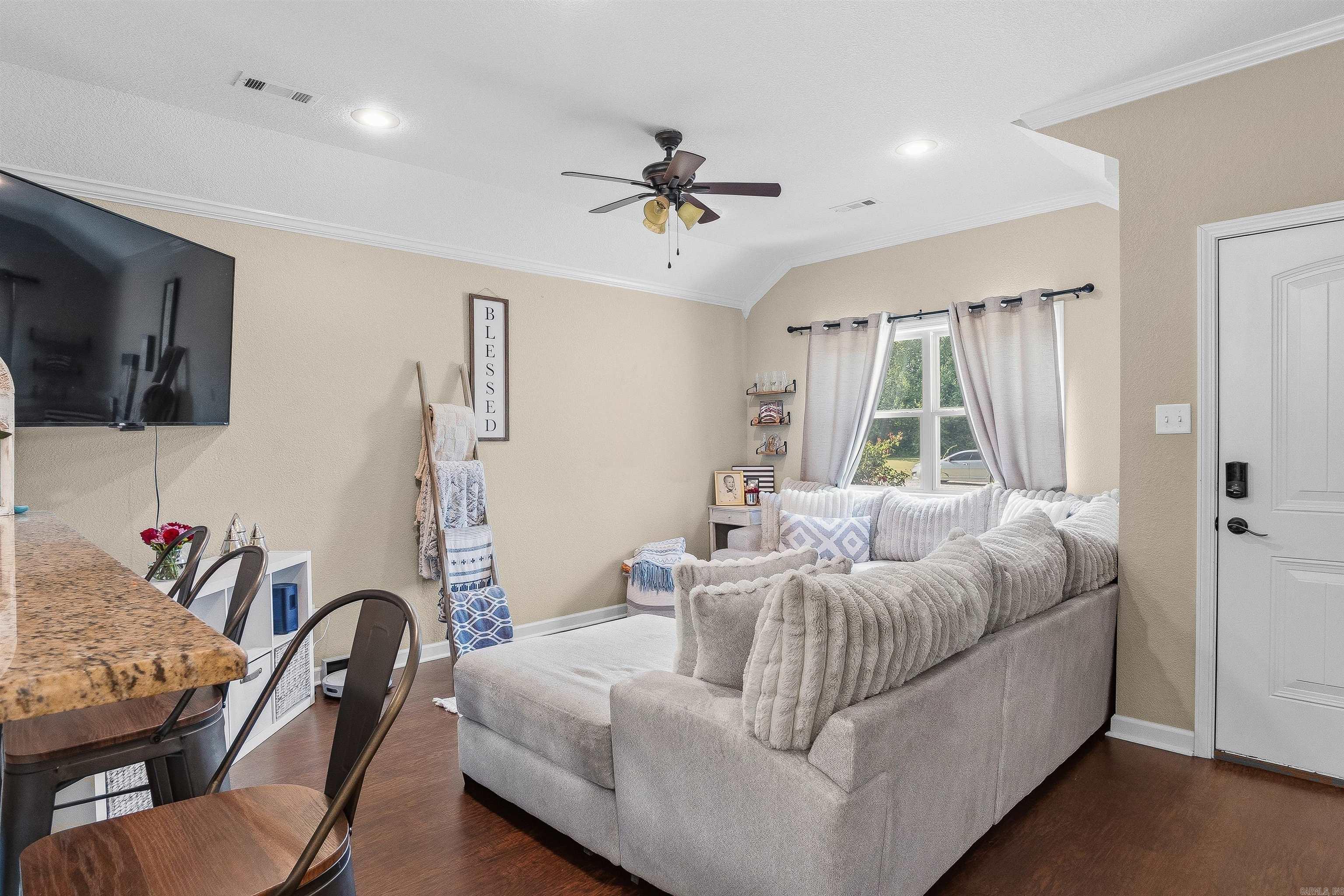 146 Meadow Drive Property Photo 4