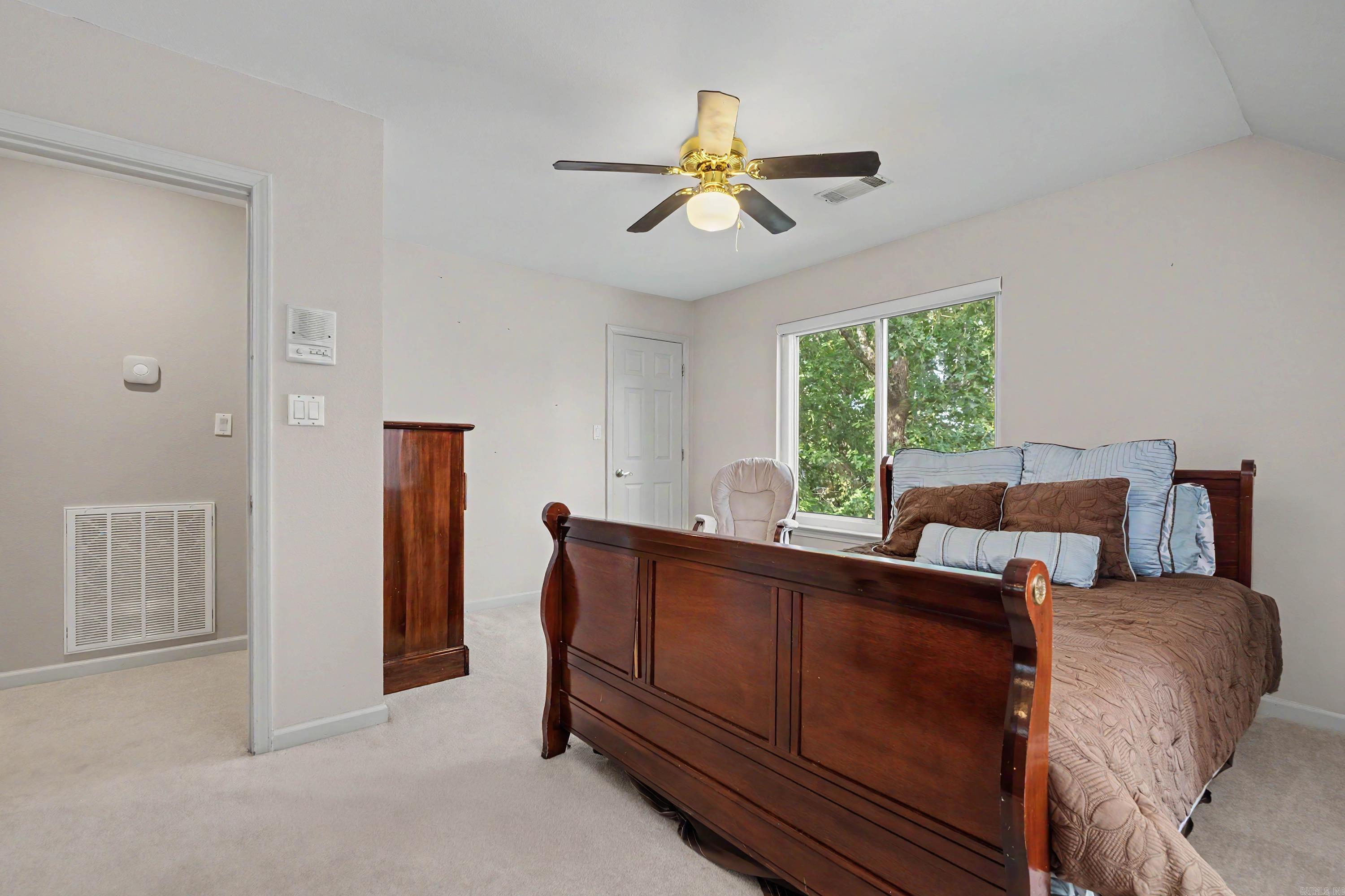 4 Berney Way Court Property Photo 23