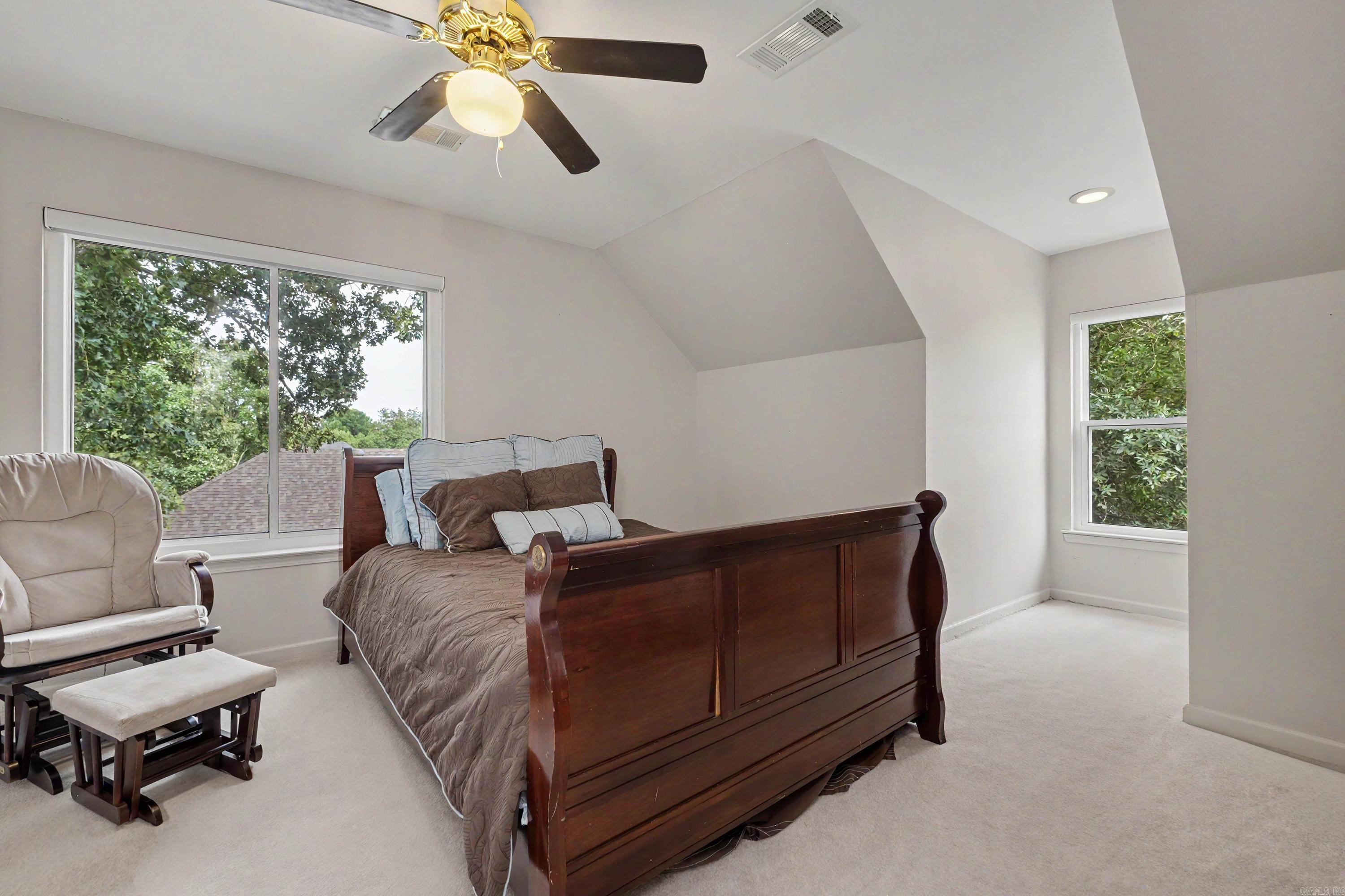 4 Berney Way Court Property Photo 25
