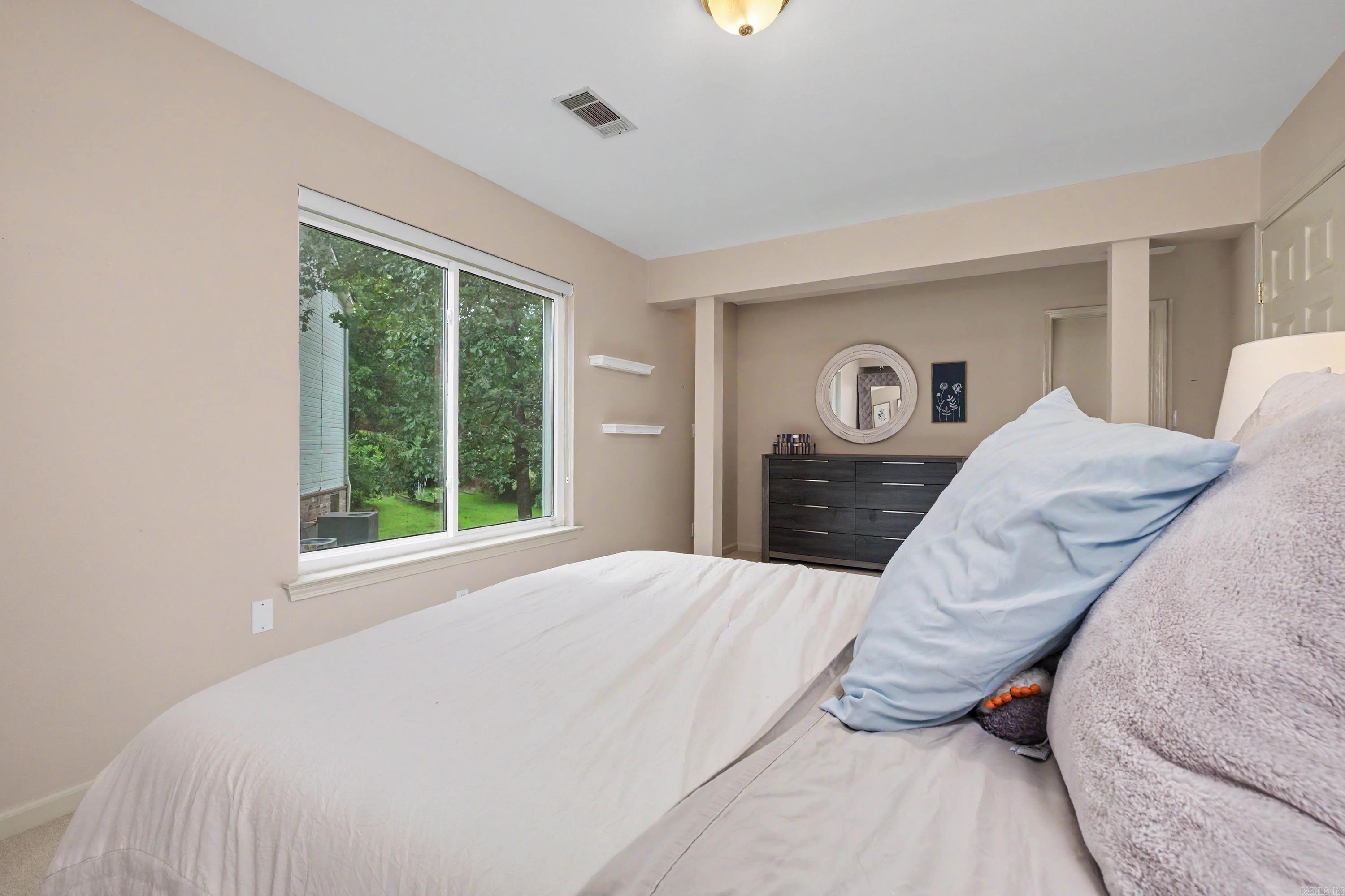 4 Berney Way Court Property Photo 33