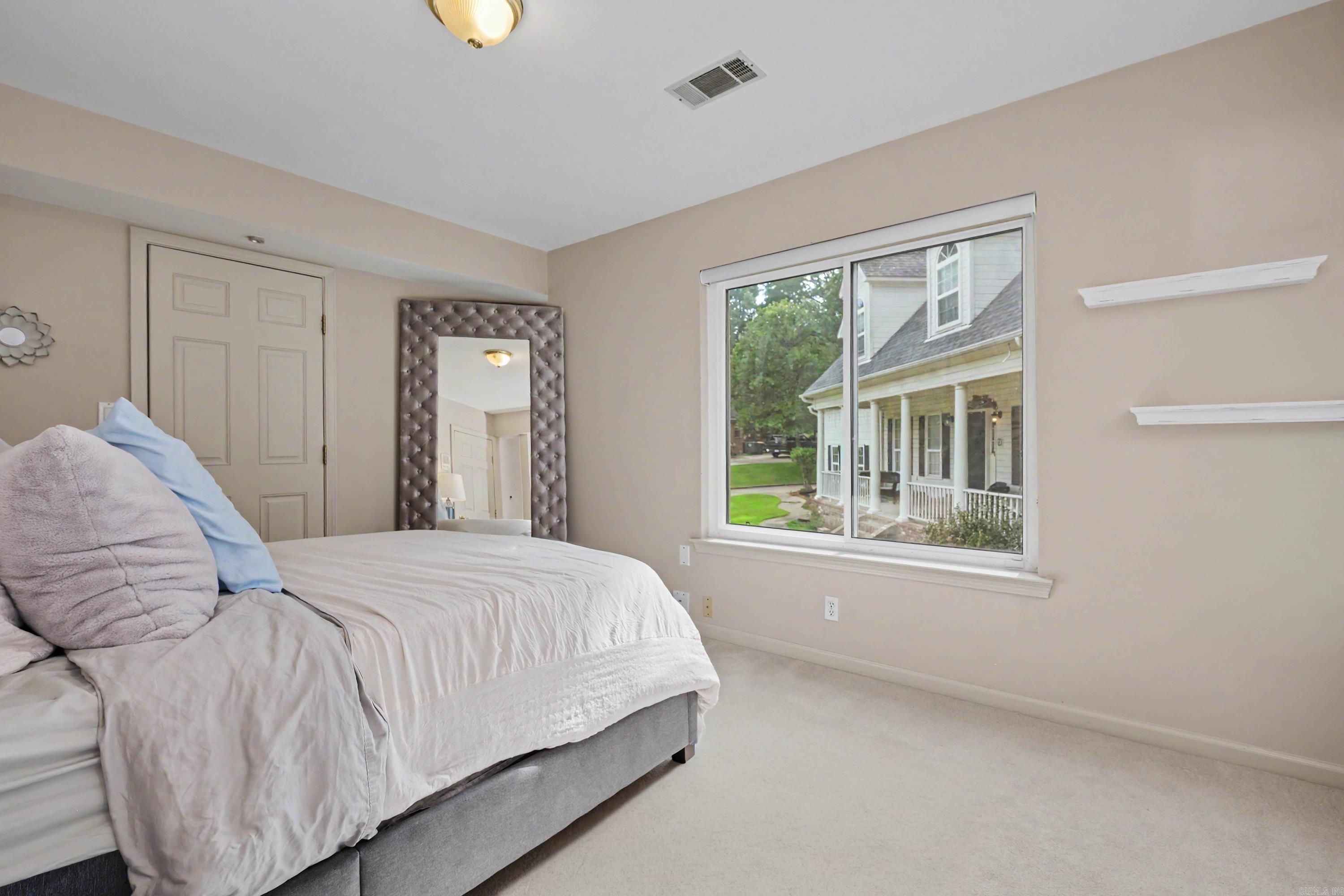 4 Berney Way Court Property Photo 35