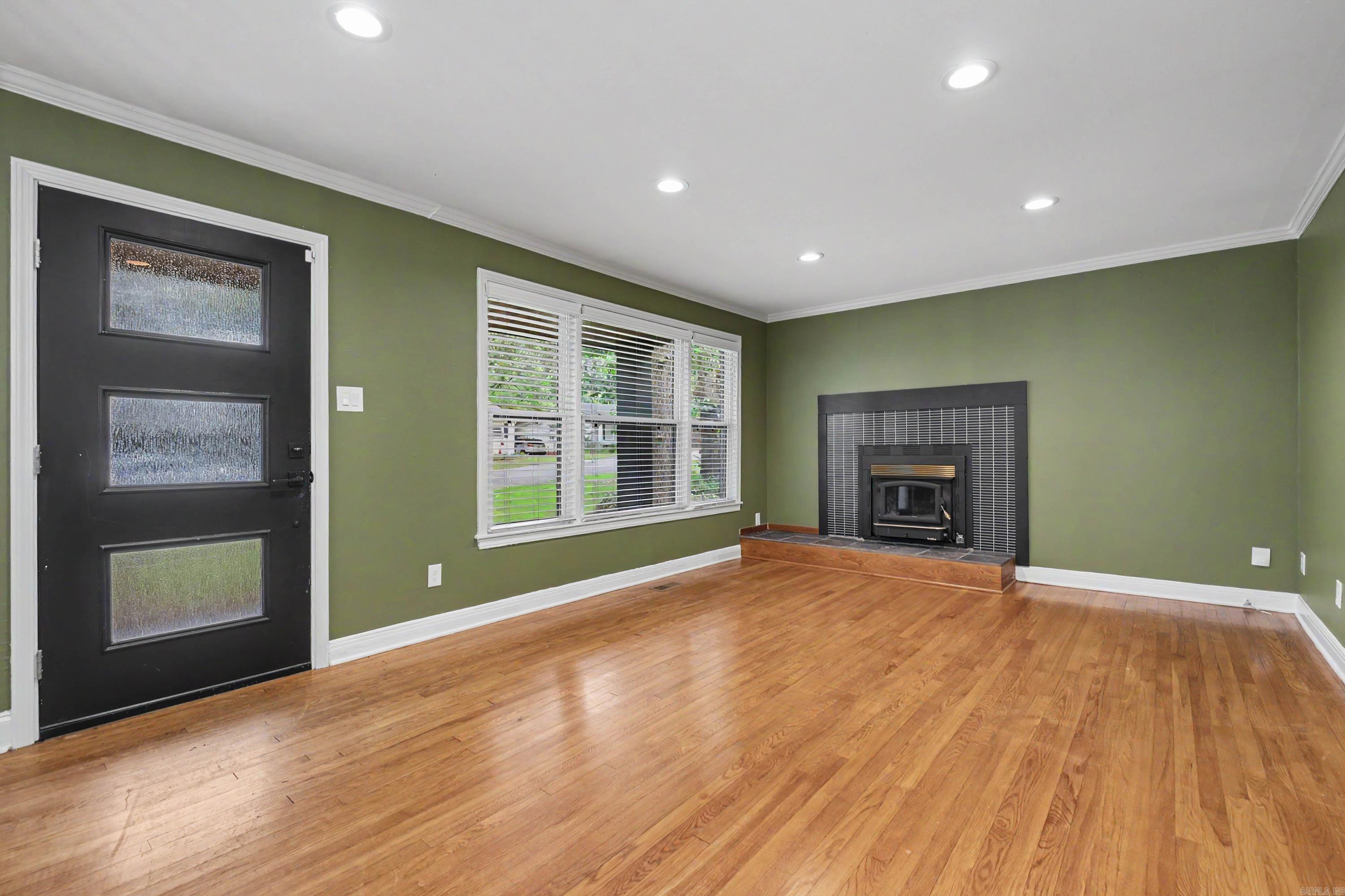 6725 Kavanaugh Place Property Photo 2