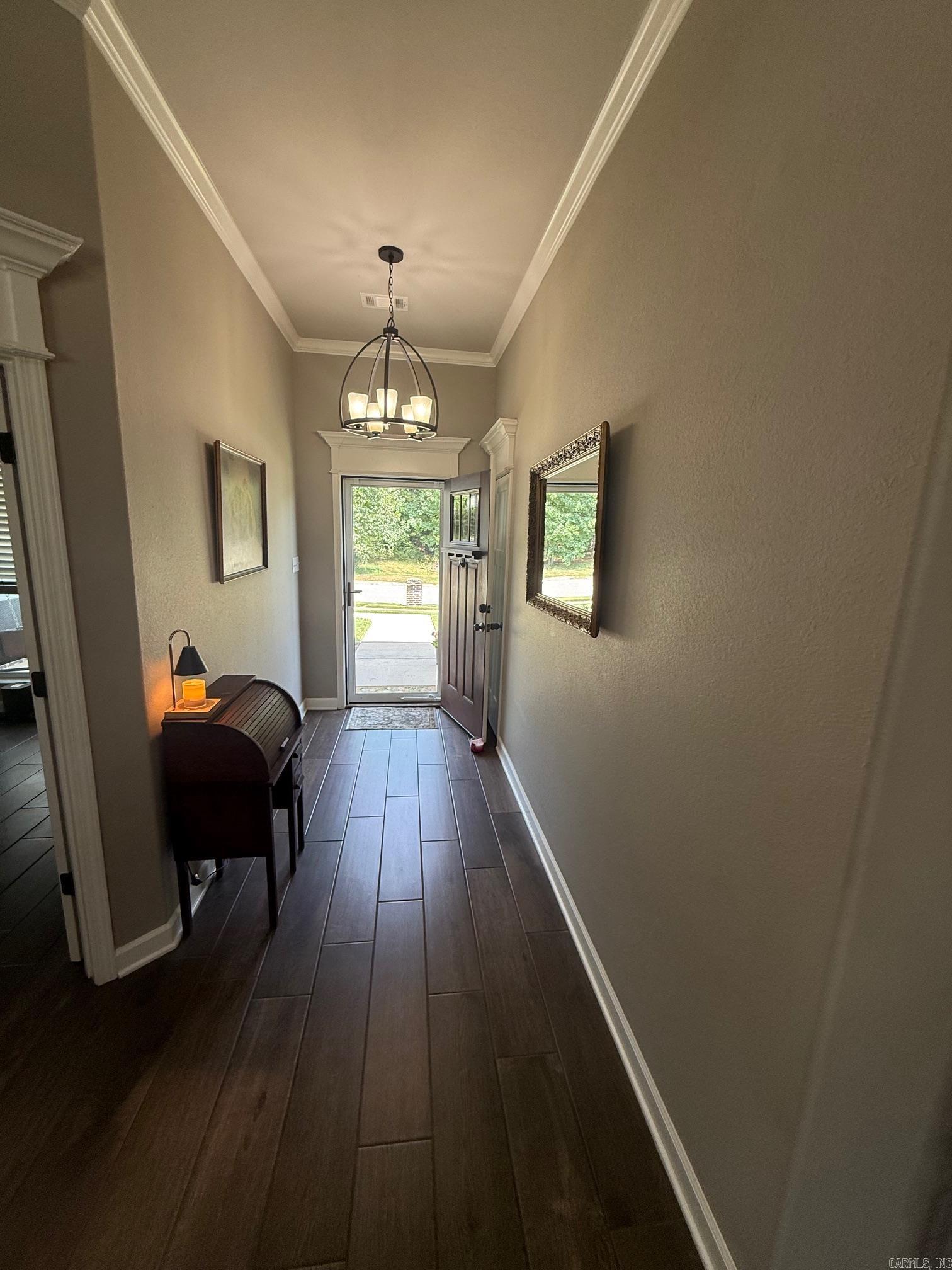 3903 Hampton Drive Property Photo 4