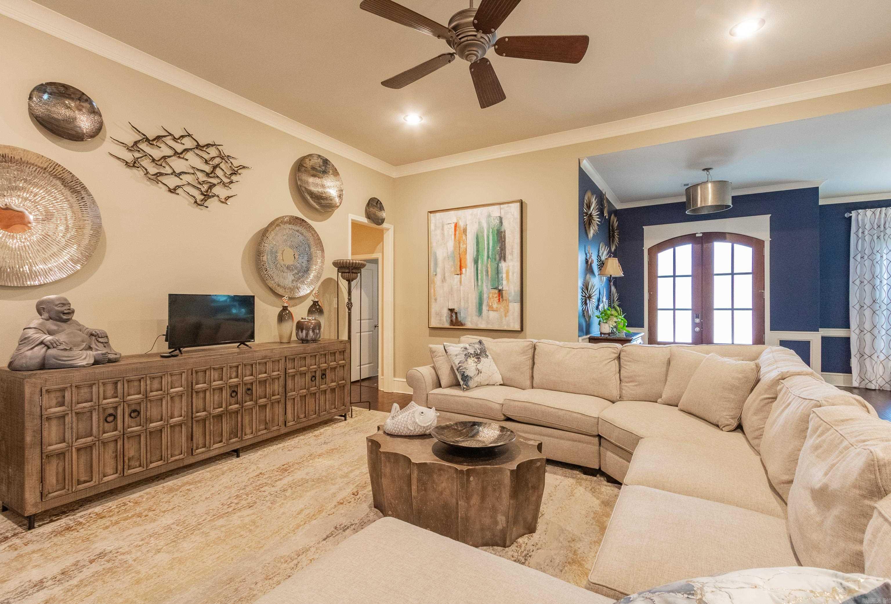 9016 Naples Property Photo 11