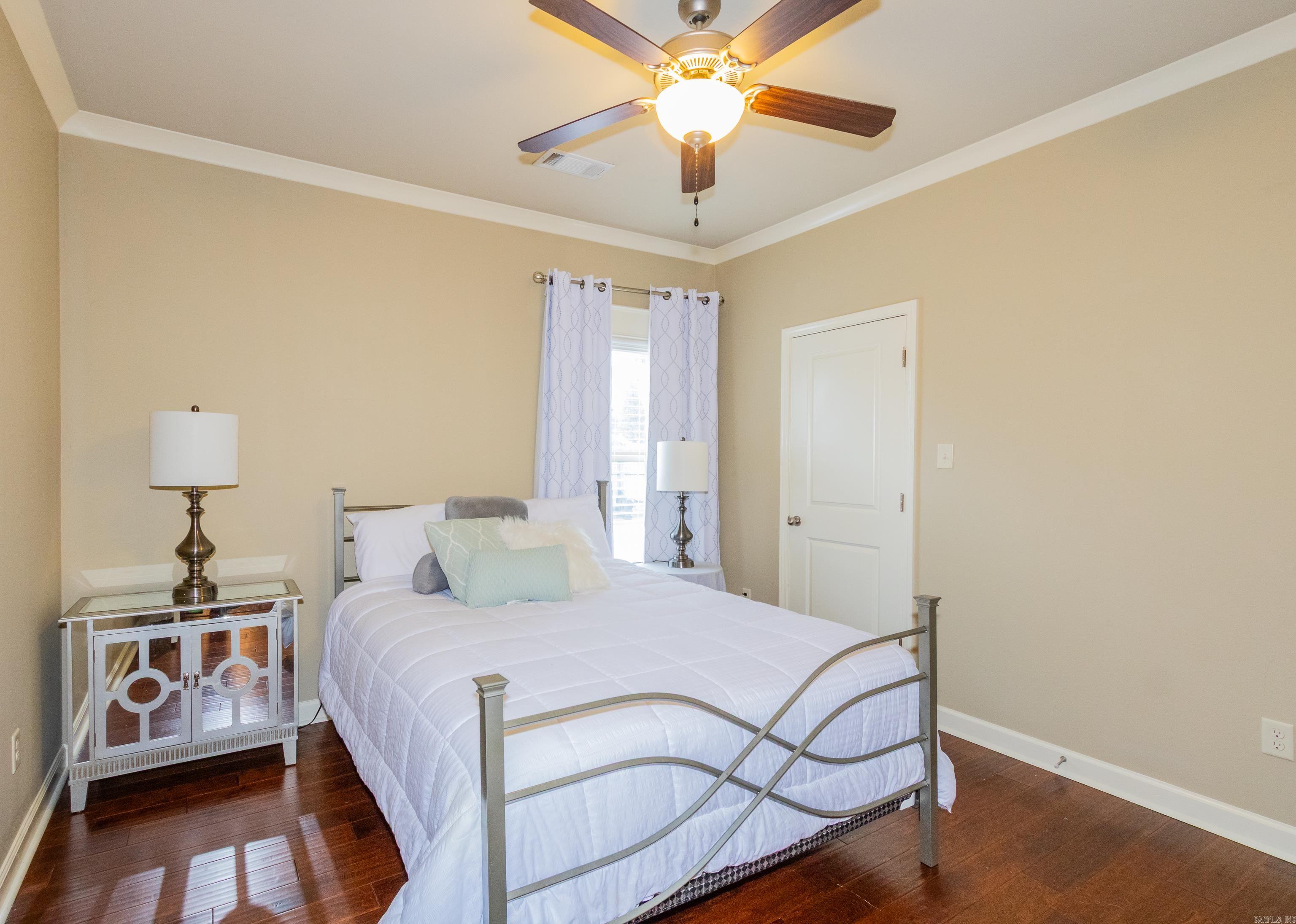 9016 Naples Property Photo 18