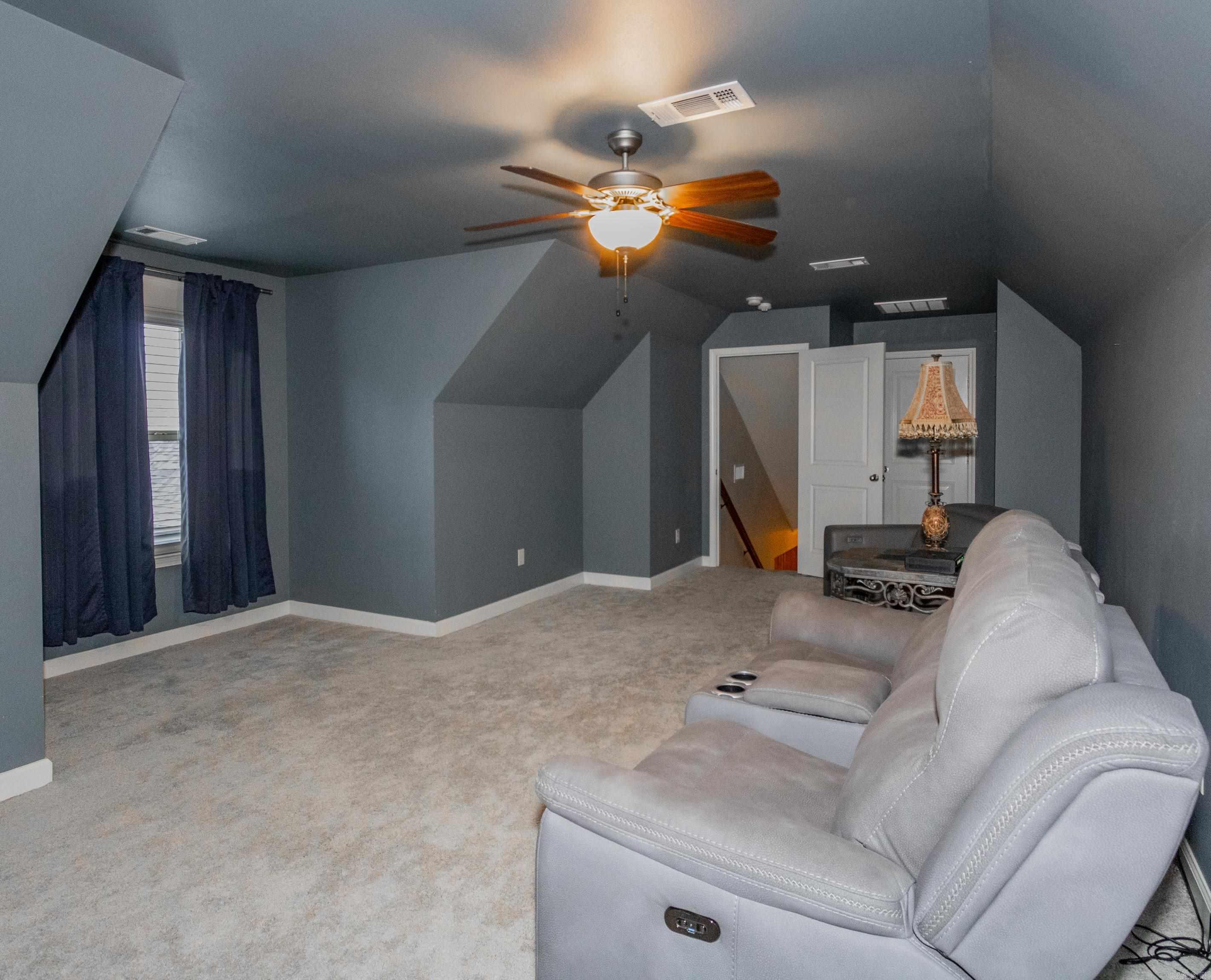 9016 Naples Property Photo 24