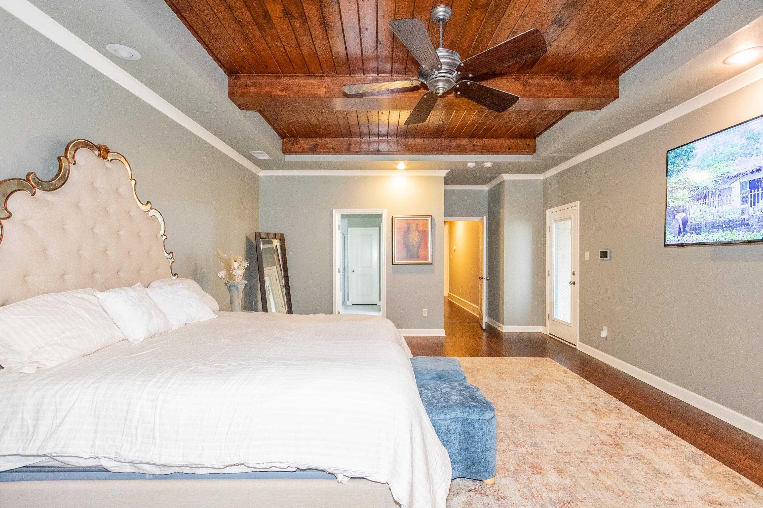 9016 Naples Property Photo 31