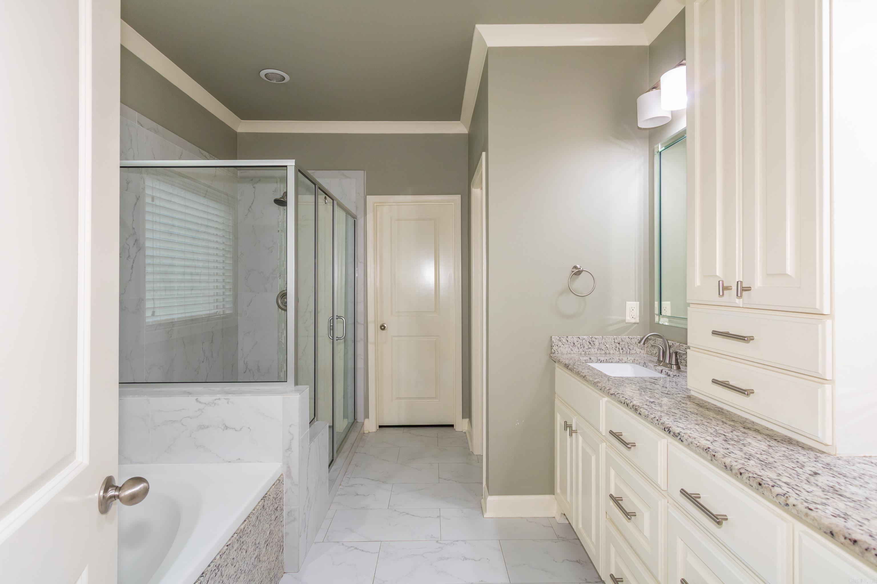 9016 Naples Property Photo 32