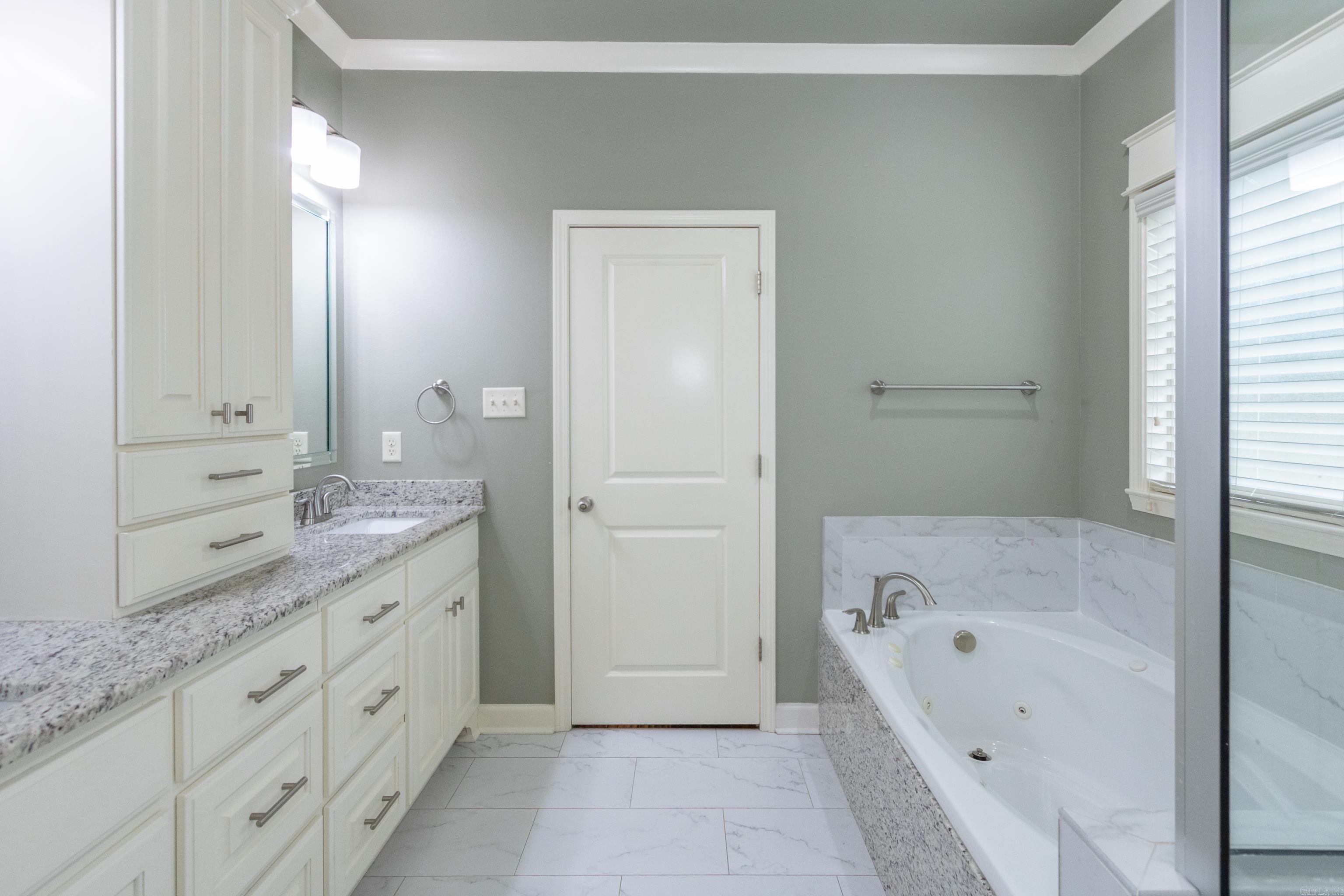 9016 Naples Property Photo 34