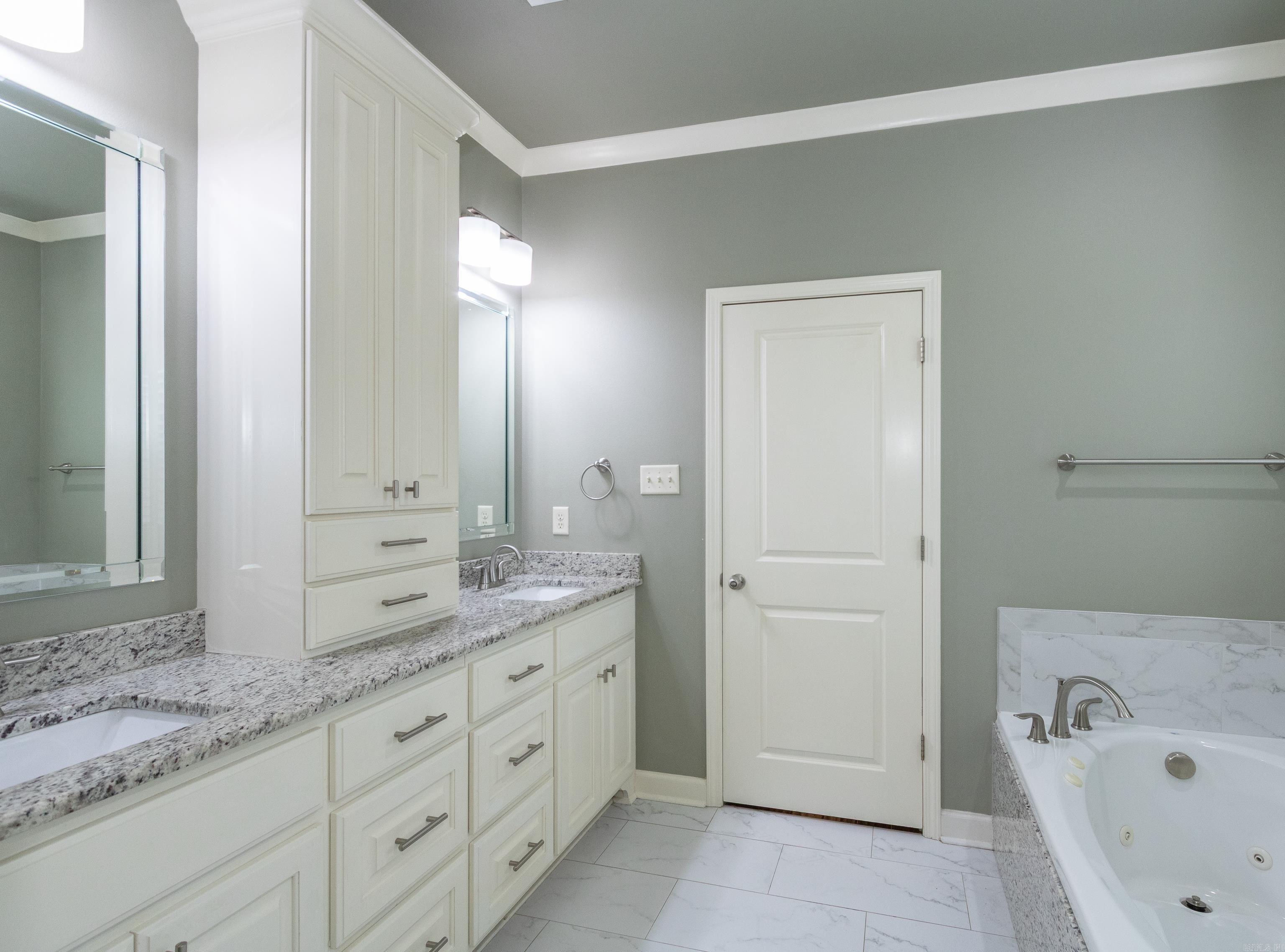 9016 Naples Property Photo 35
