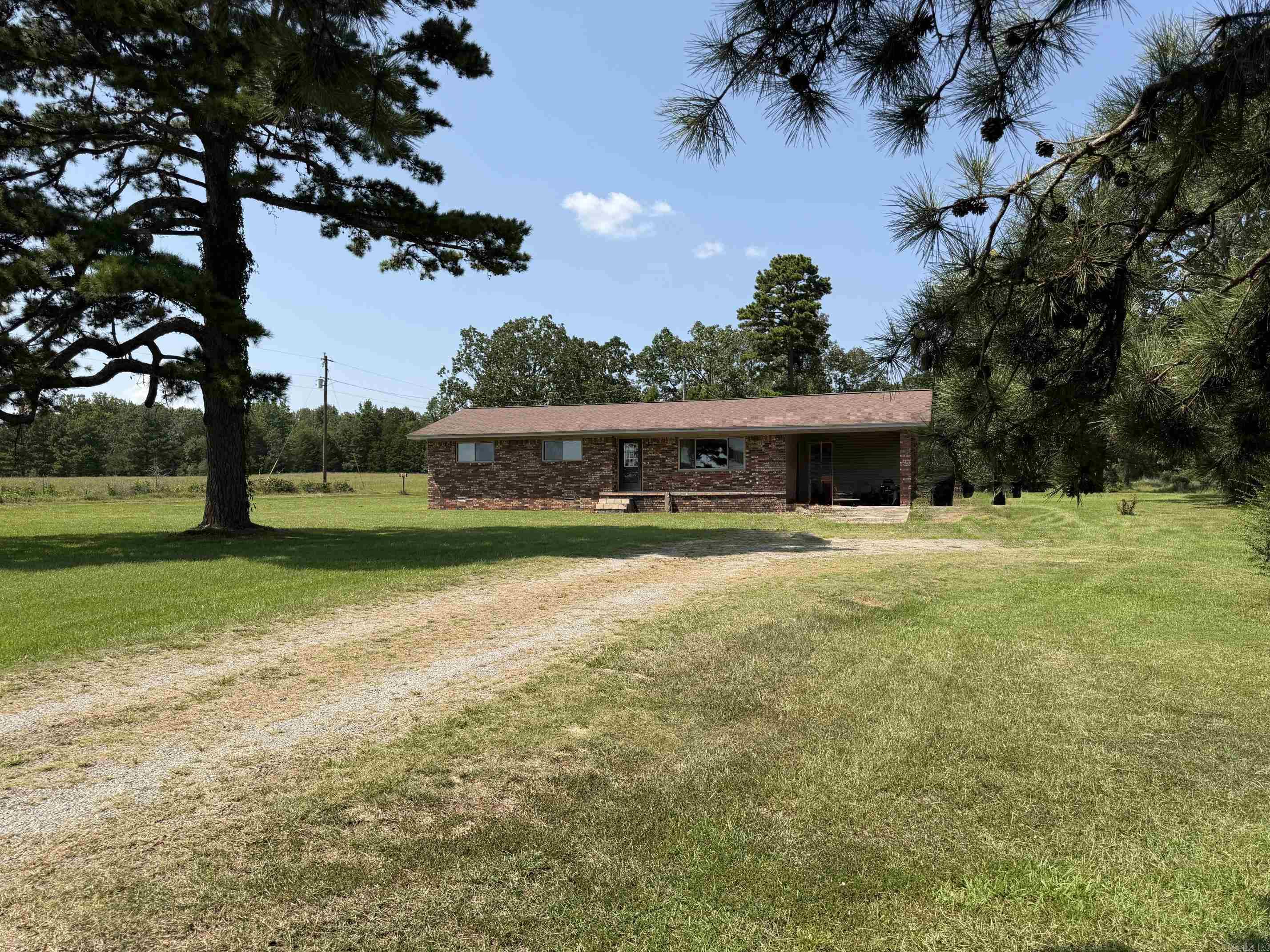 864 Edgemont Rd Property Photo 2