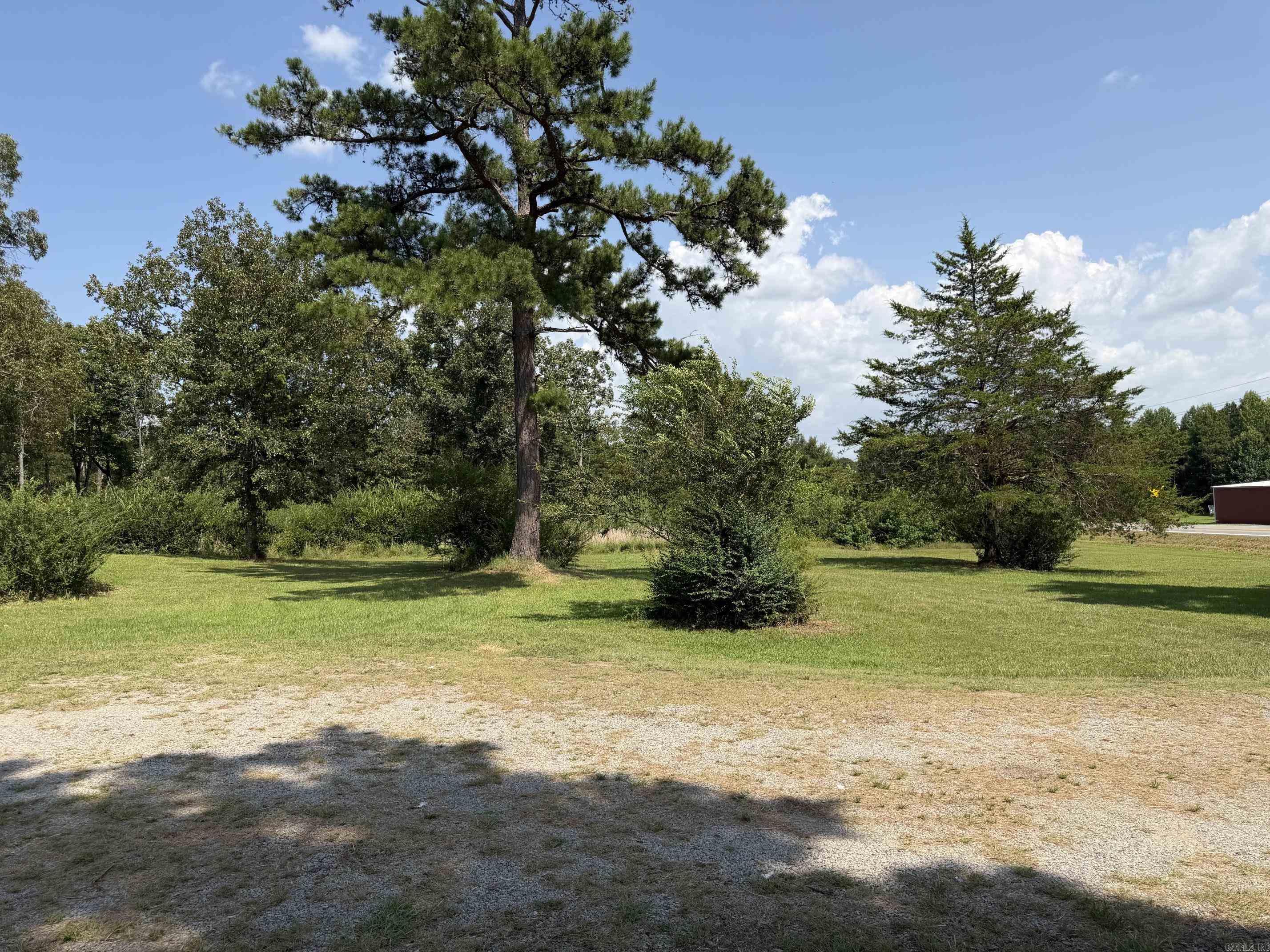 864 Edgemont Rd Property Photo 11