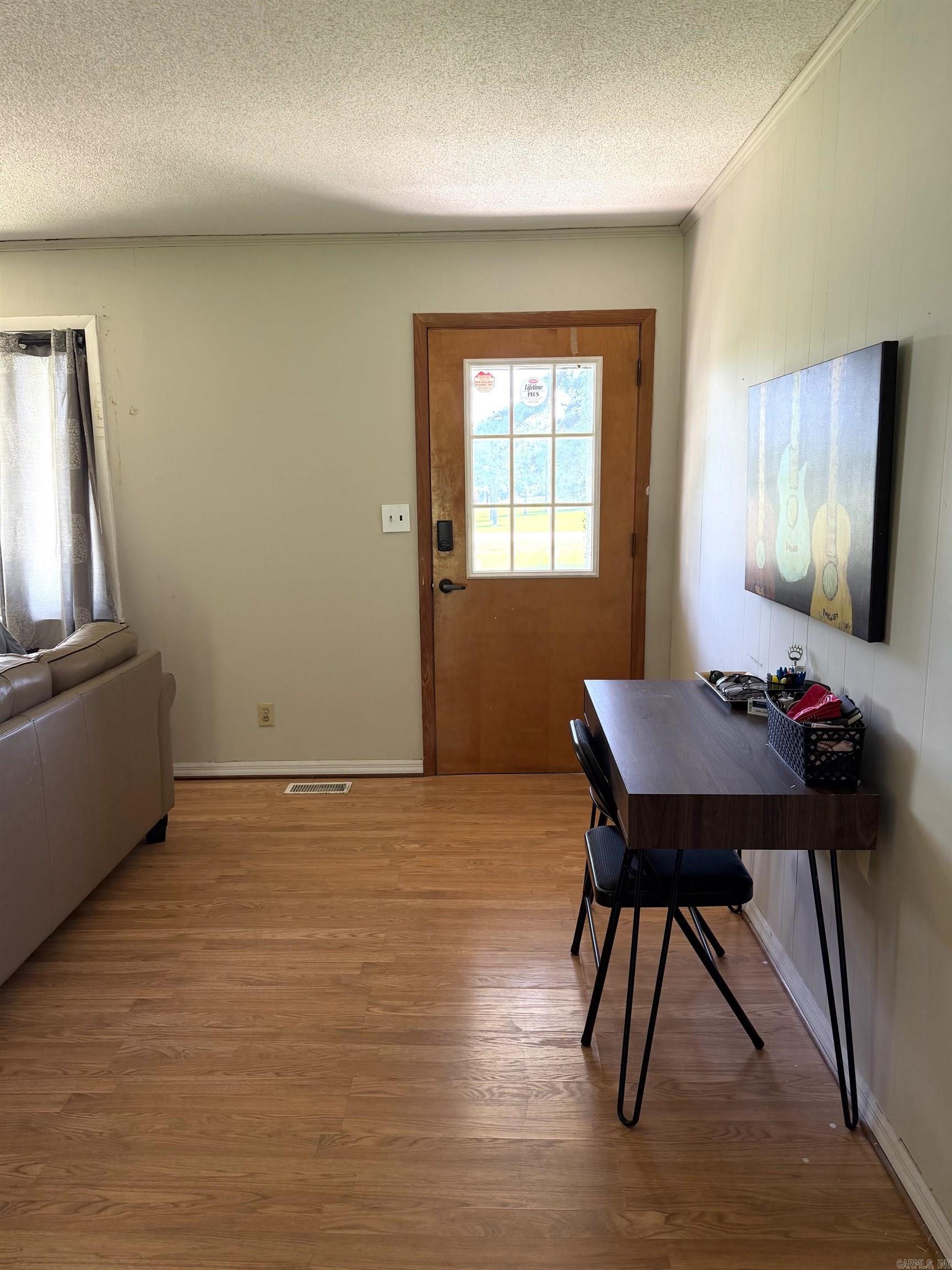 864 Edgemont Rd Property Photo 17