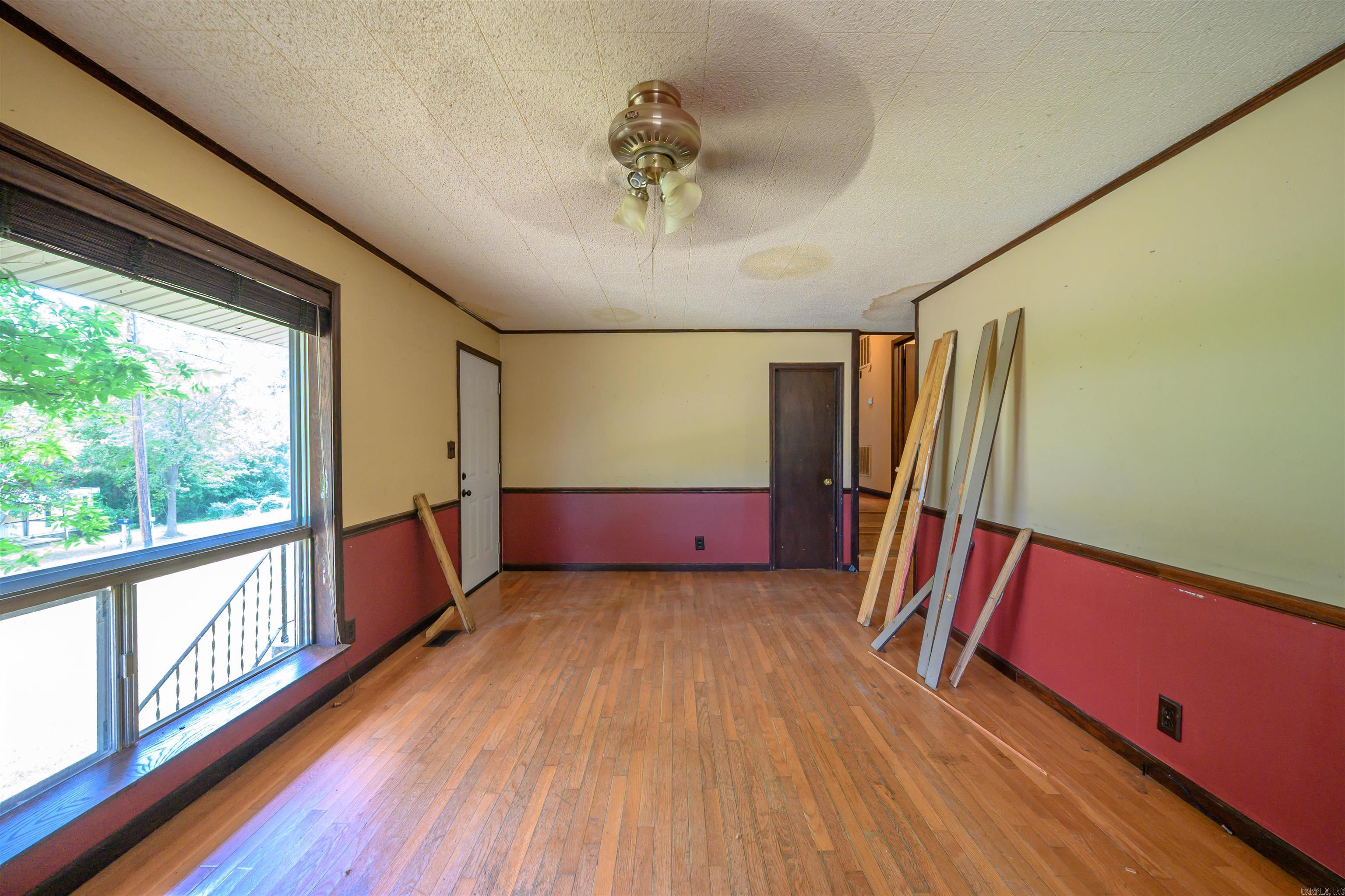 360 W Morrow Street Property Photo 5
