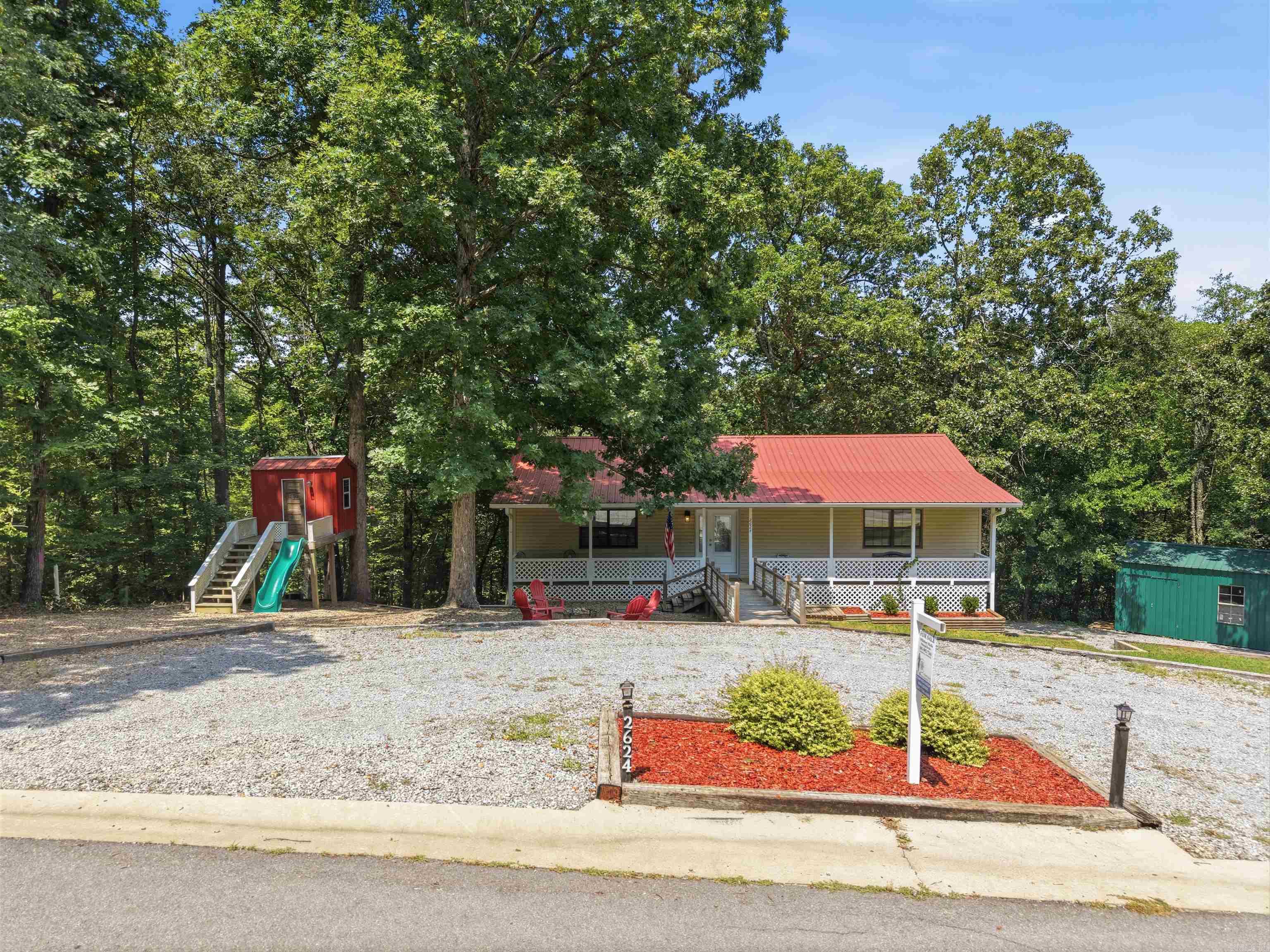 2624 White Tail St Property Photo 1