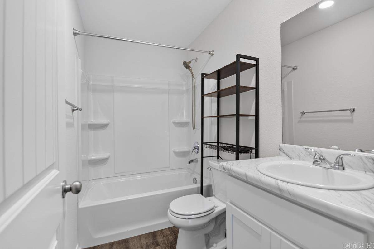 8001 White Spruce Trail Property Photo 20
