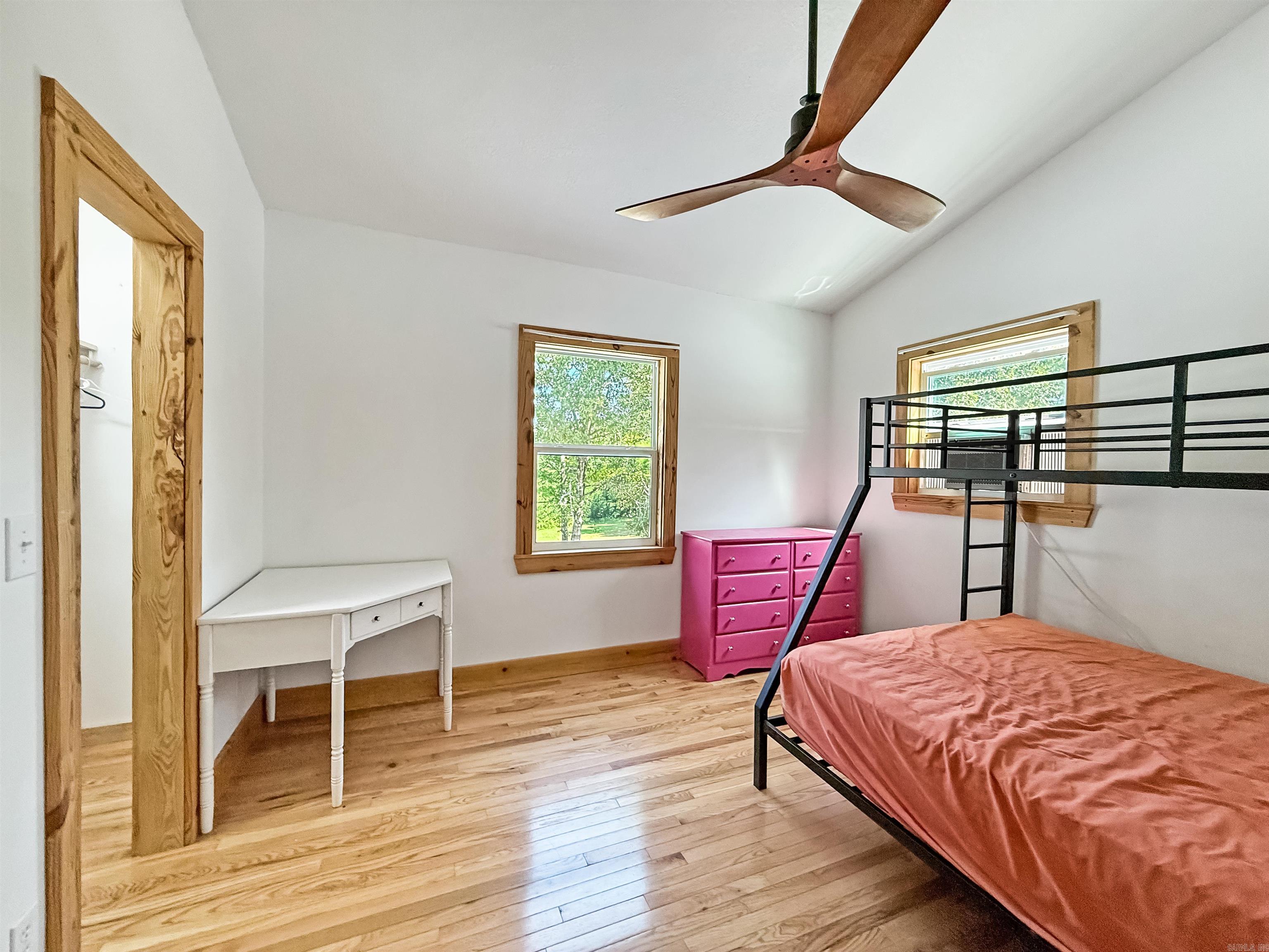 100 Country Lane Property Photo 22