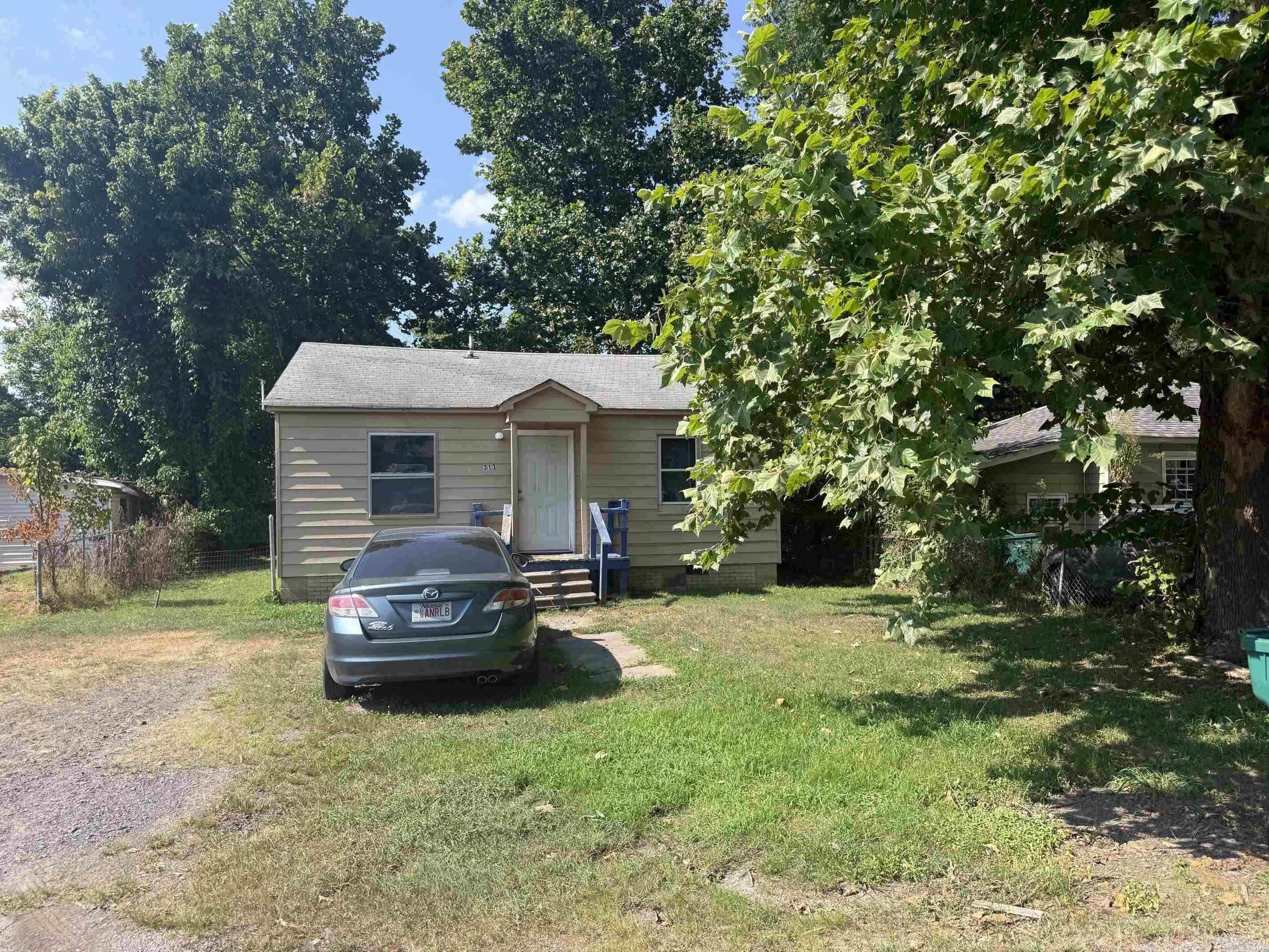 8 House Package St Property Photo 6