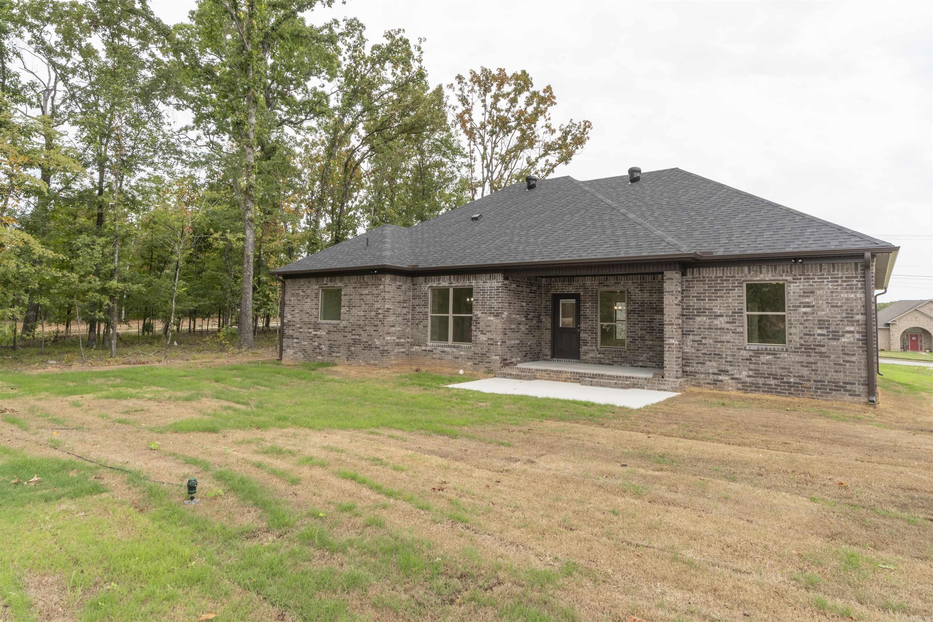 416 Harris Property Photo 36