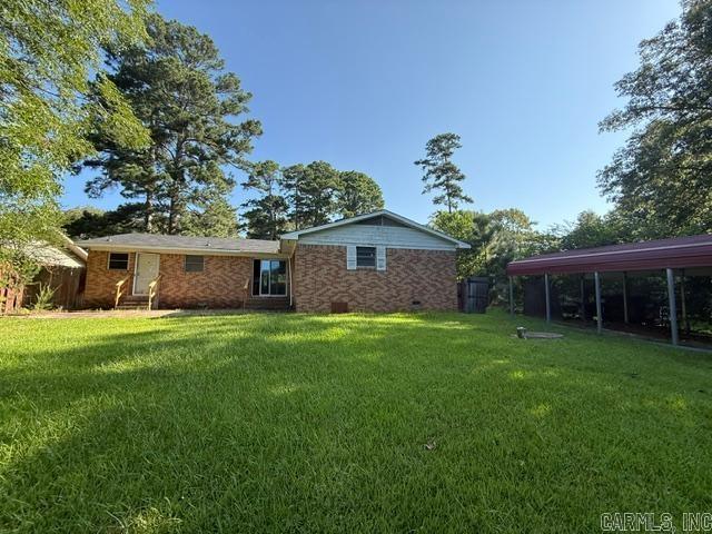 405 Lilac Drive Property Photo 2