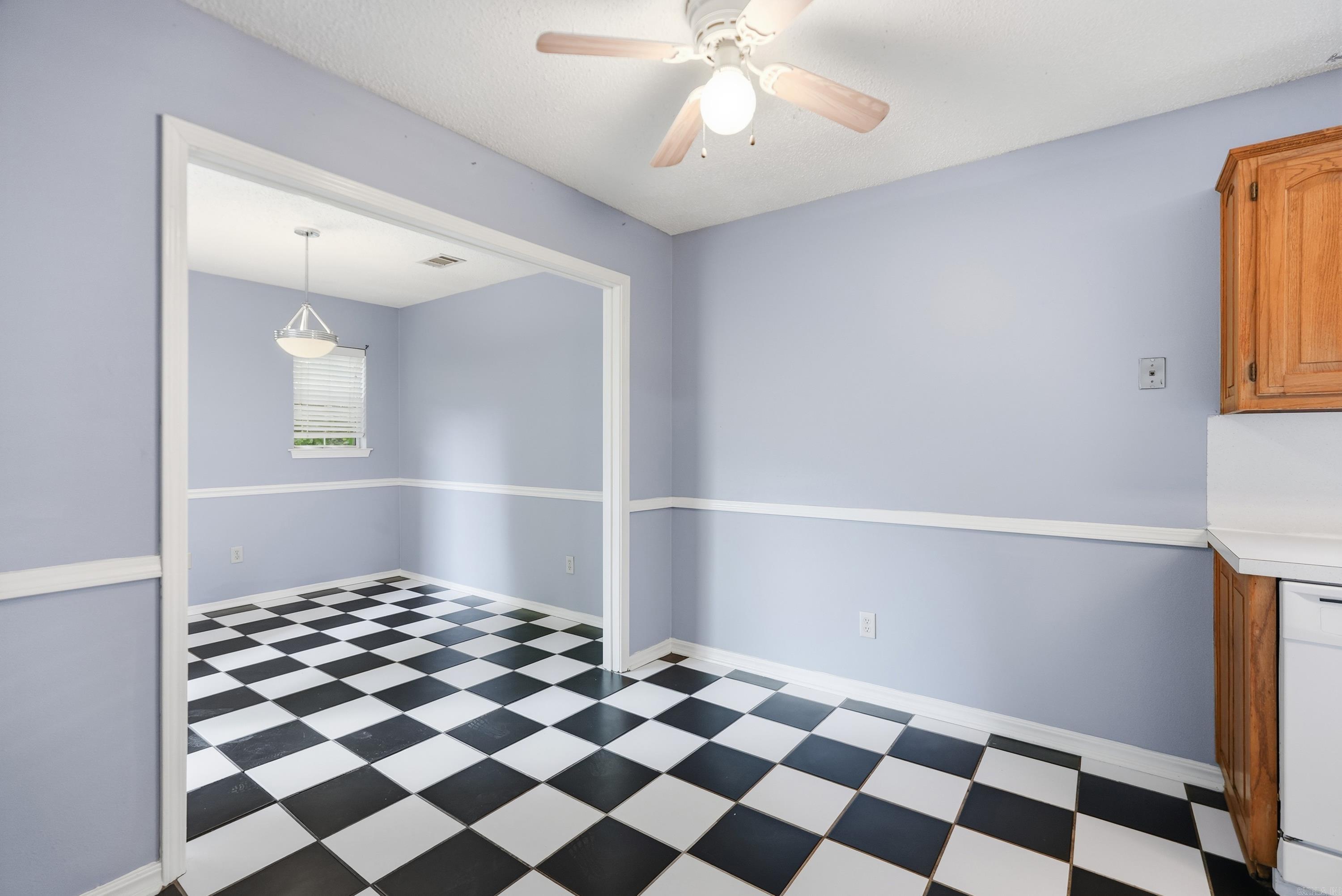 105 King Pine Road Property Photo 6