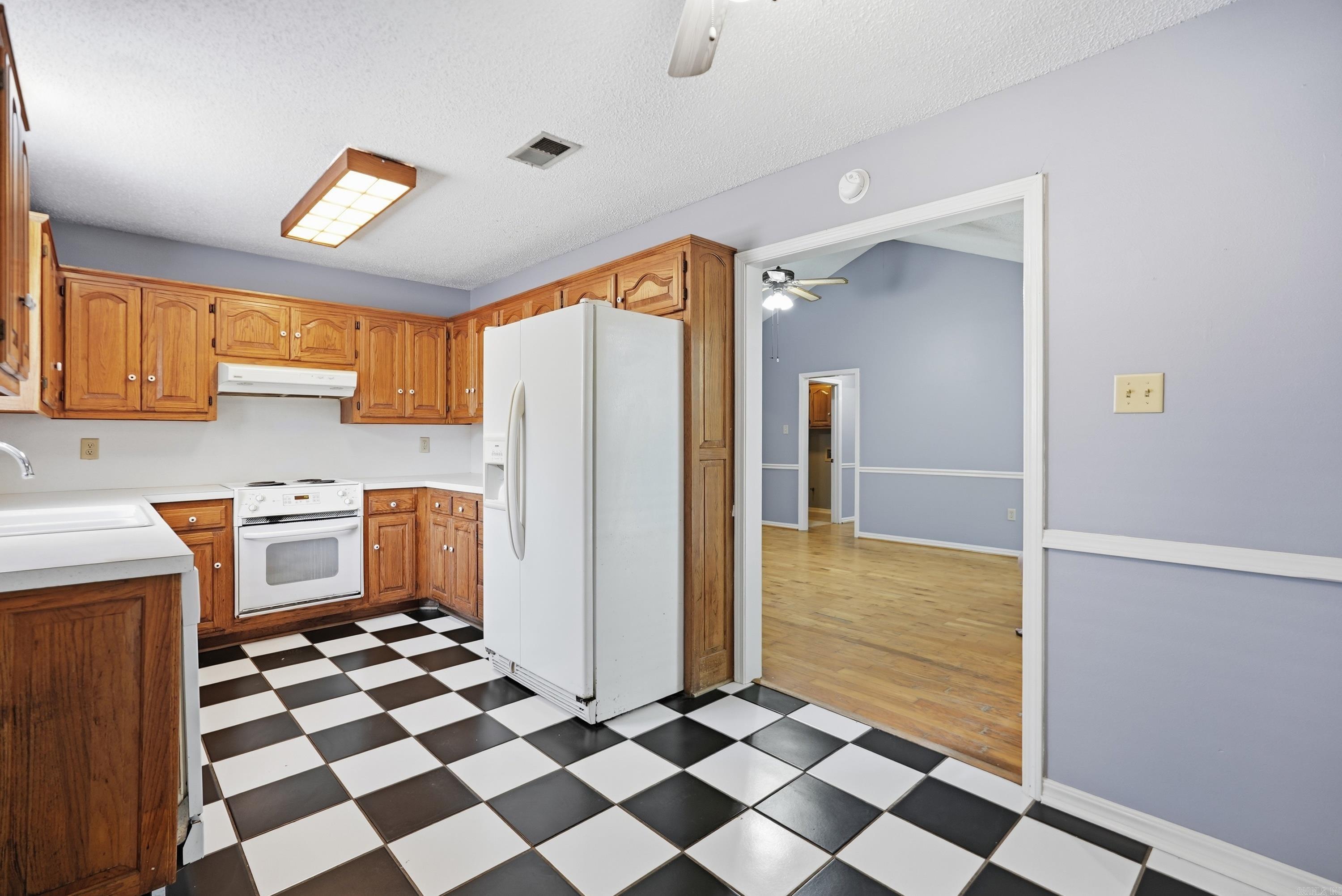 105 King Pine Road Property Photo 8
