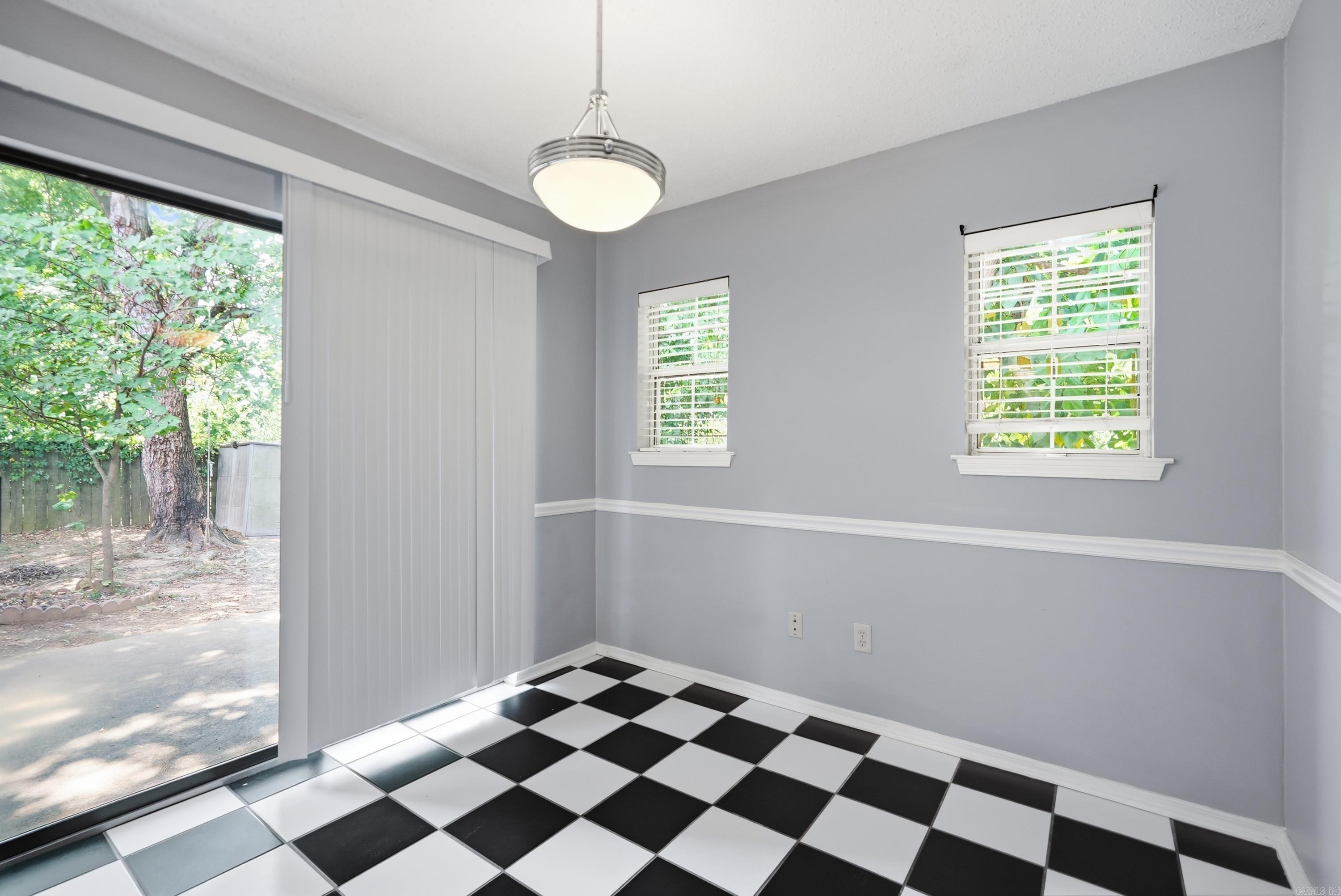 105 King Pine Road Property Photo 11