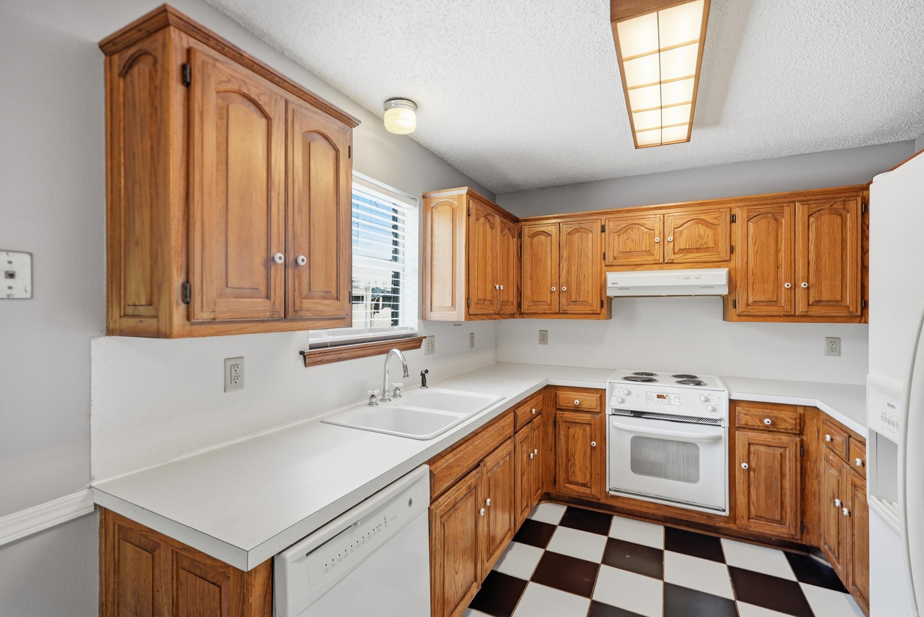 105 King Pine Road Property Photo 15
