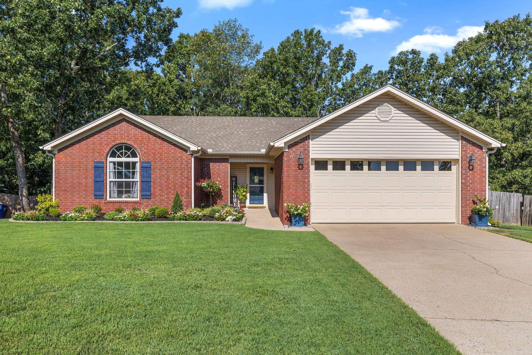 26 Twin Lakes Drive Property Photo 1