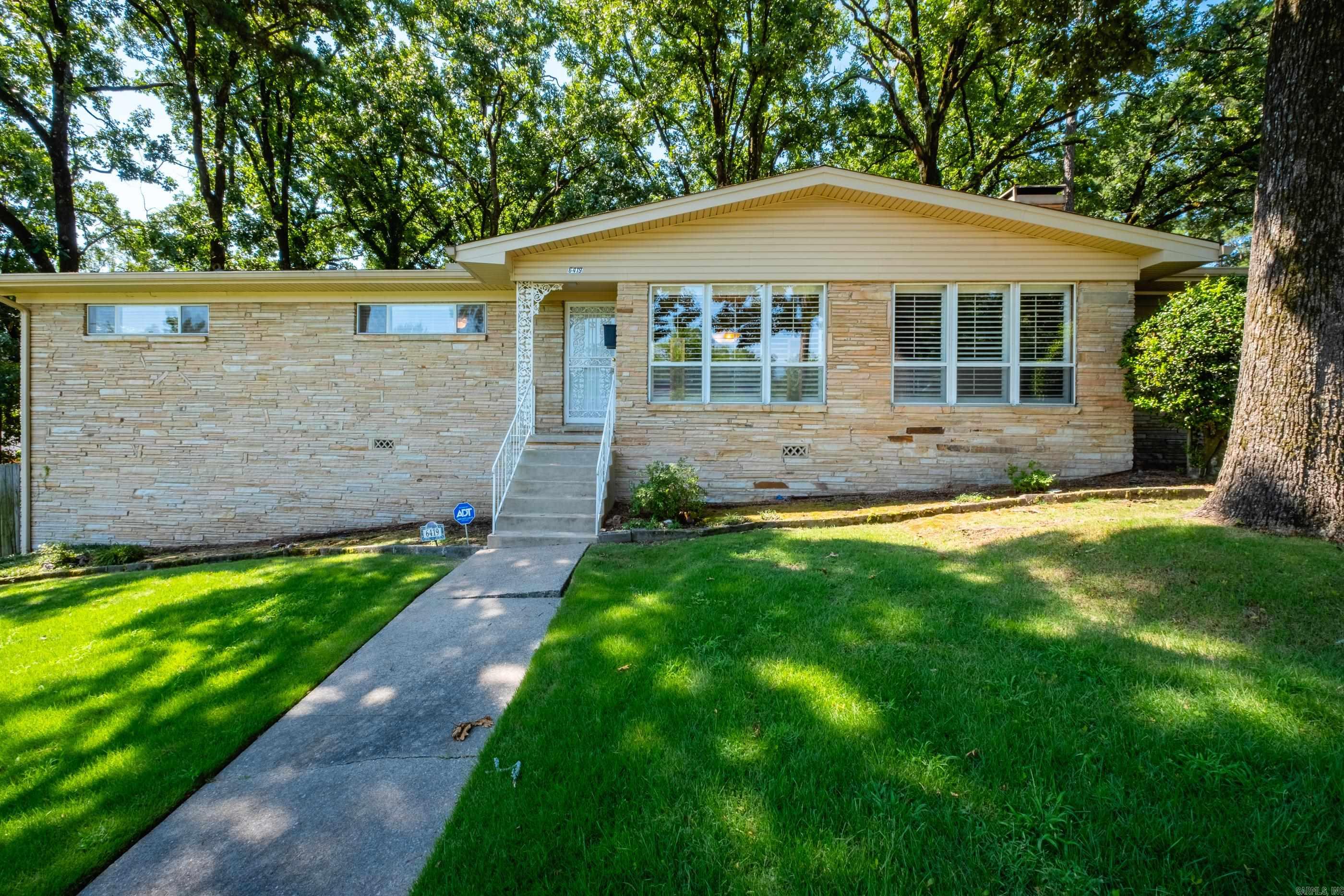 6419 Evergreen Drive Property Photo 1